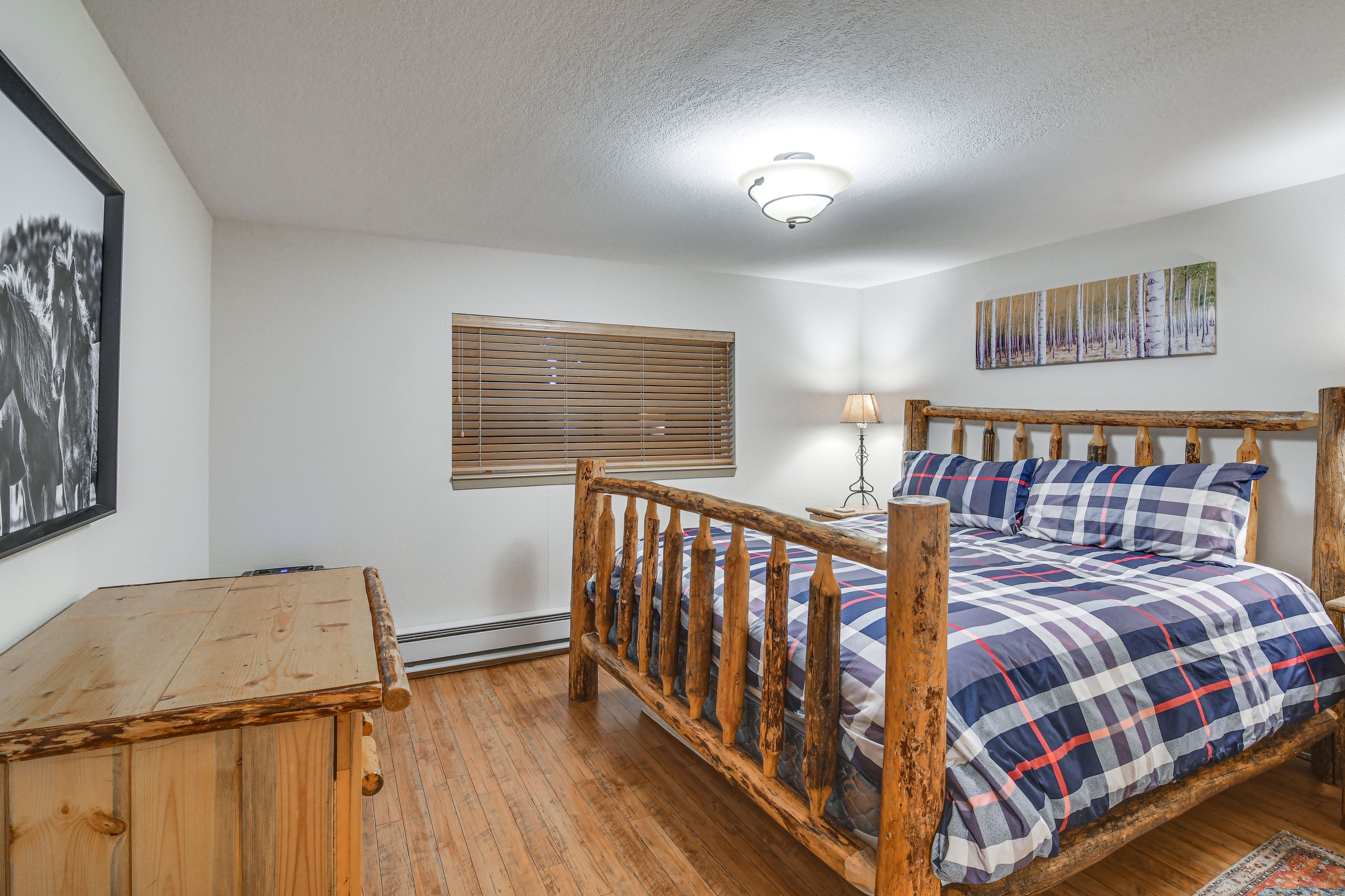 Bedroom 1 | King Bed | En-Suite Bathroom