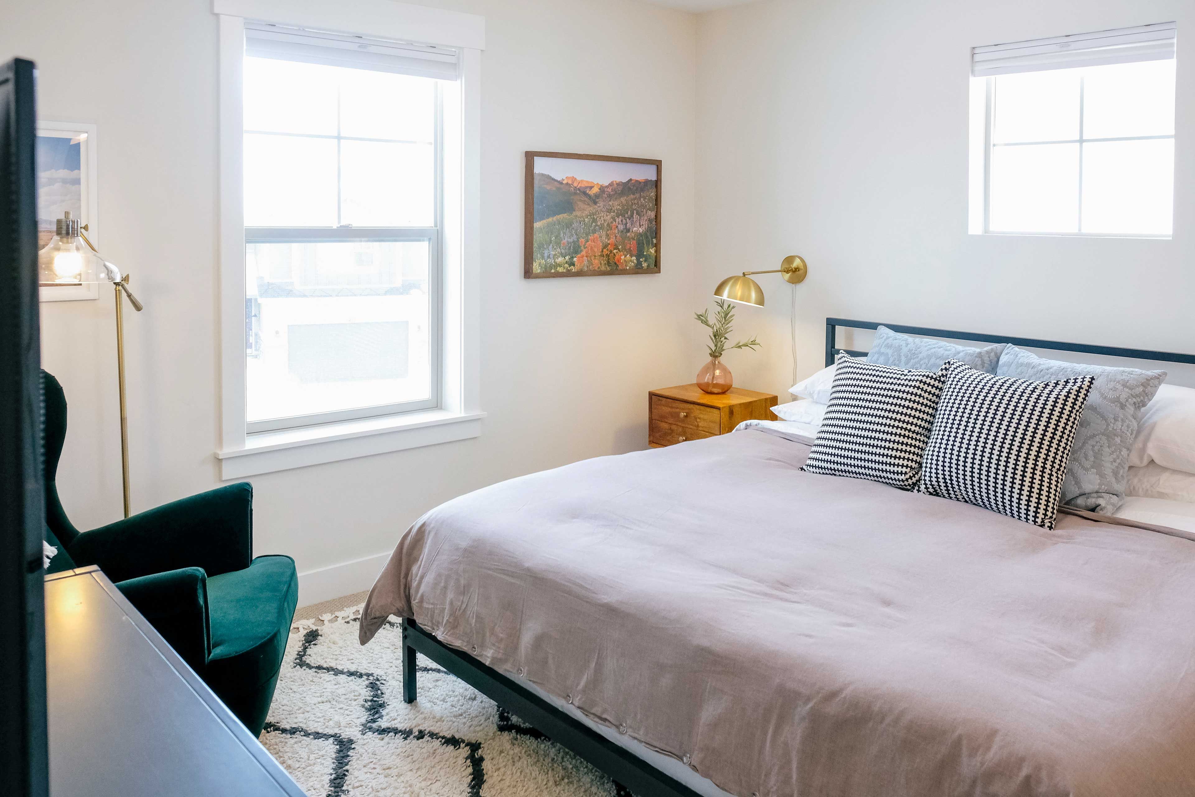 Bedroom 1 | King Bed