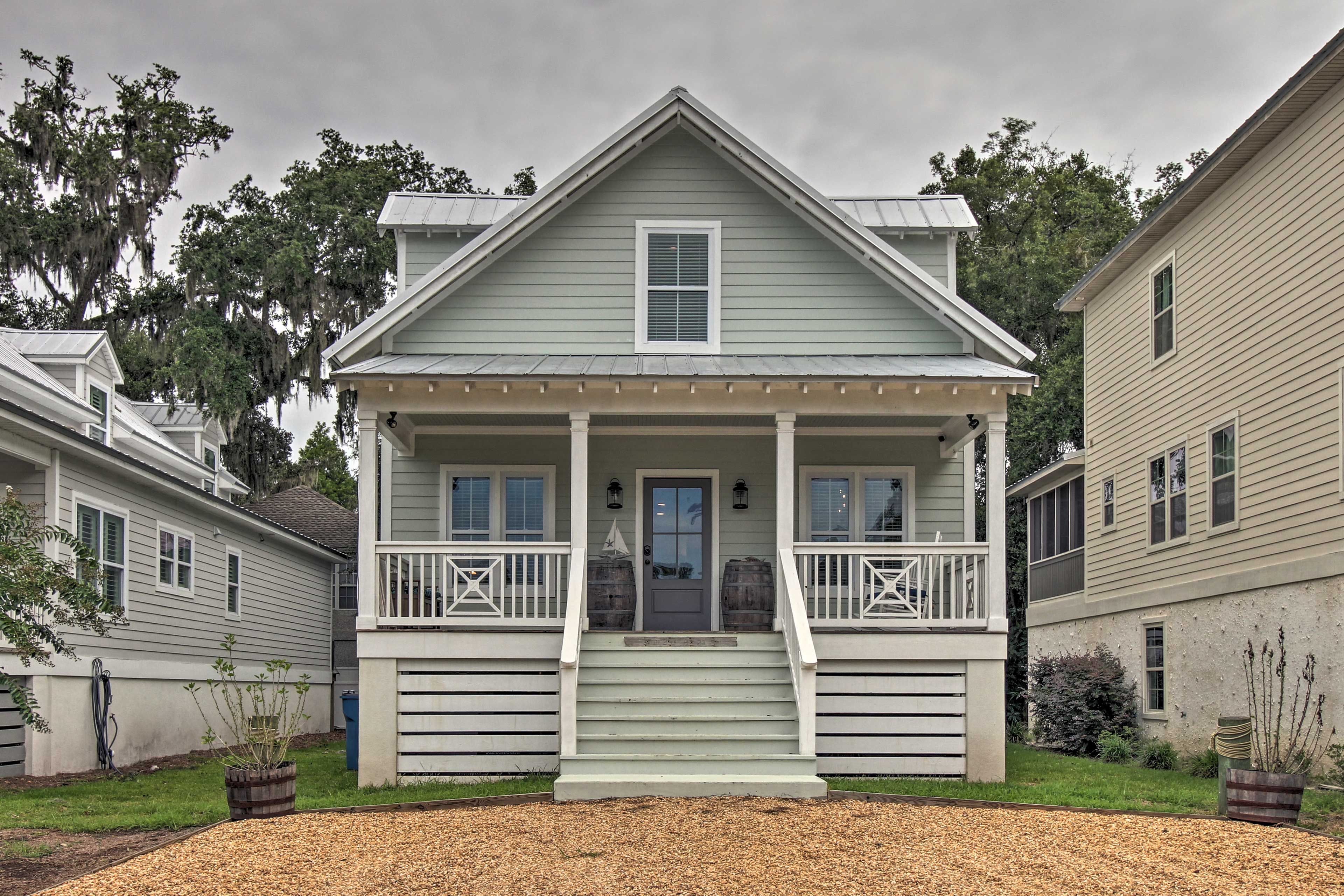 Welcome to your St. Simons Island home-away-from-home!
