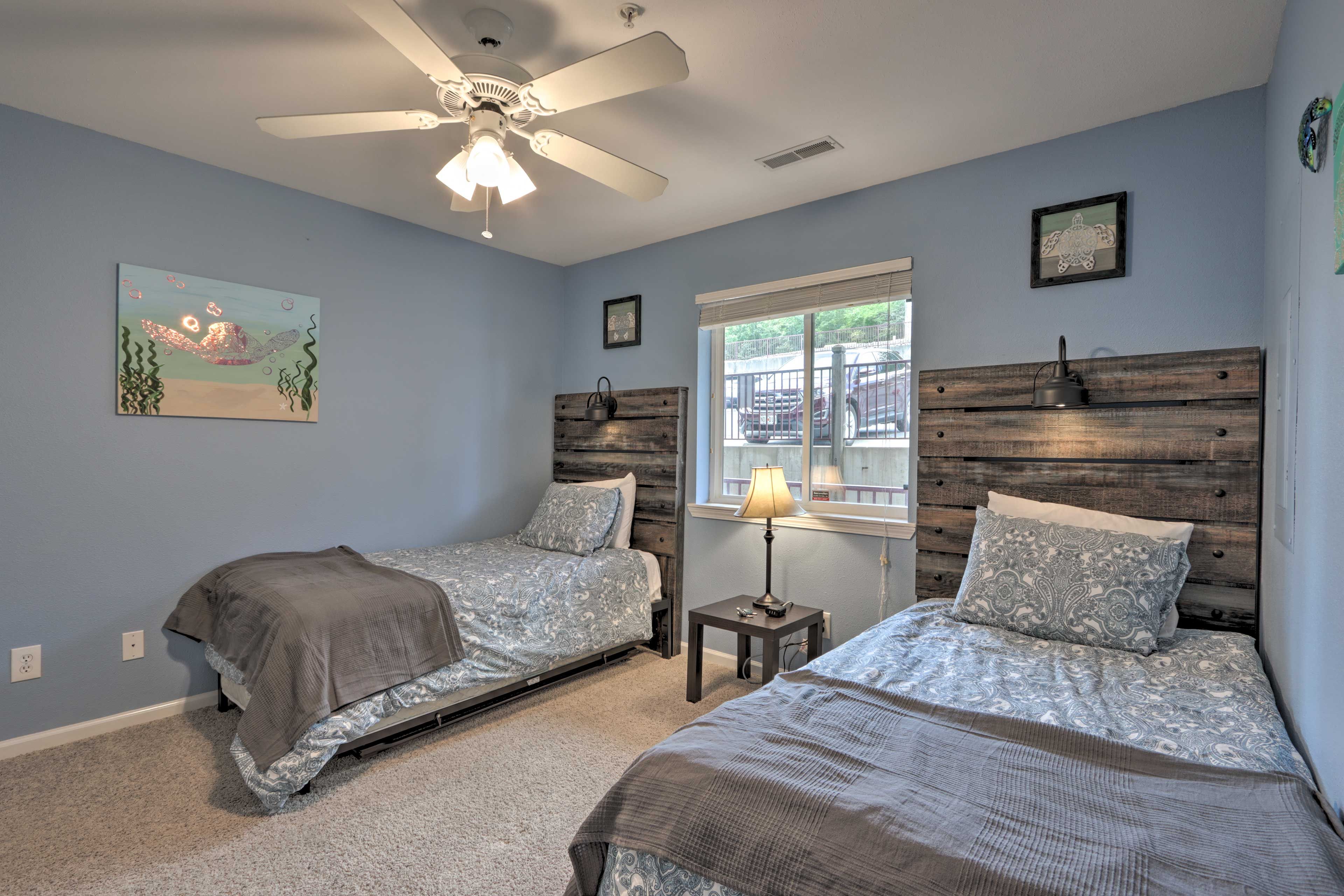 Bedroom 2 | 2 Twin Beds | Twin Trundle Bed
