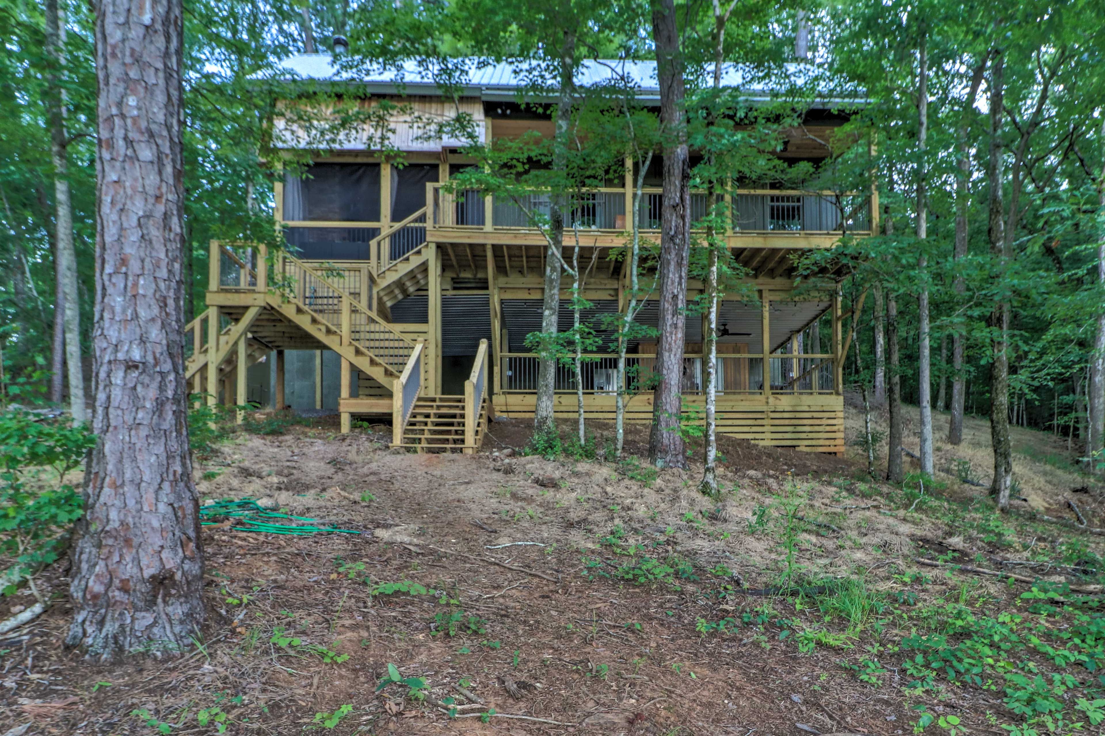 Private Exterior Space | 2-Story Deck