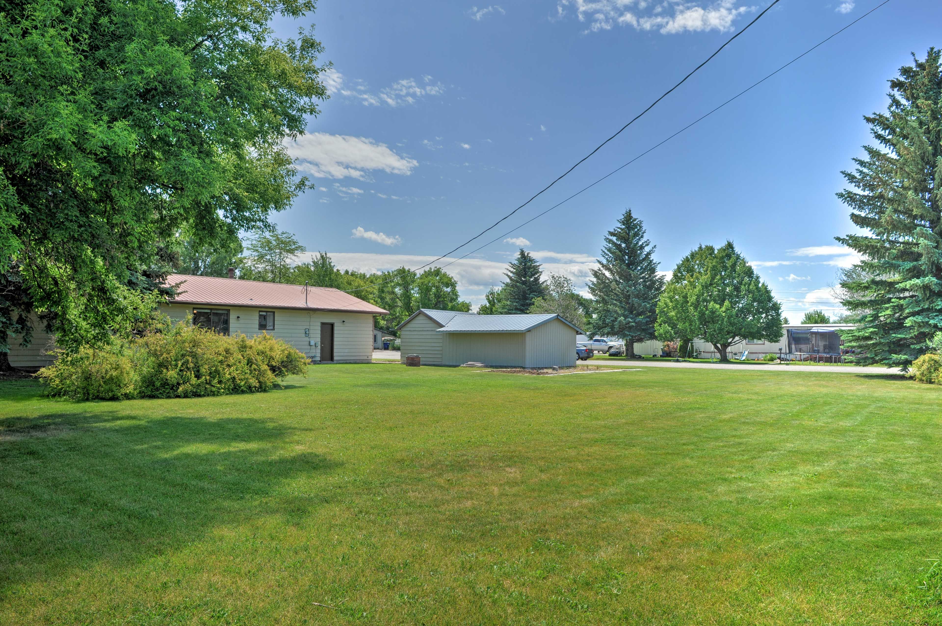 Parking | Paved Driveway (1 Vehicle) | Seasonal Street Parking