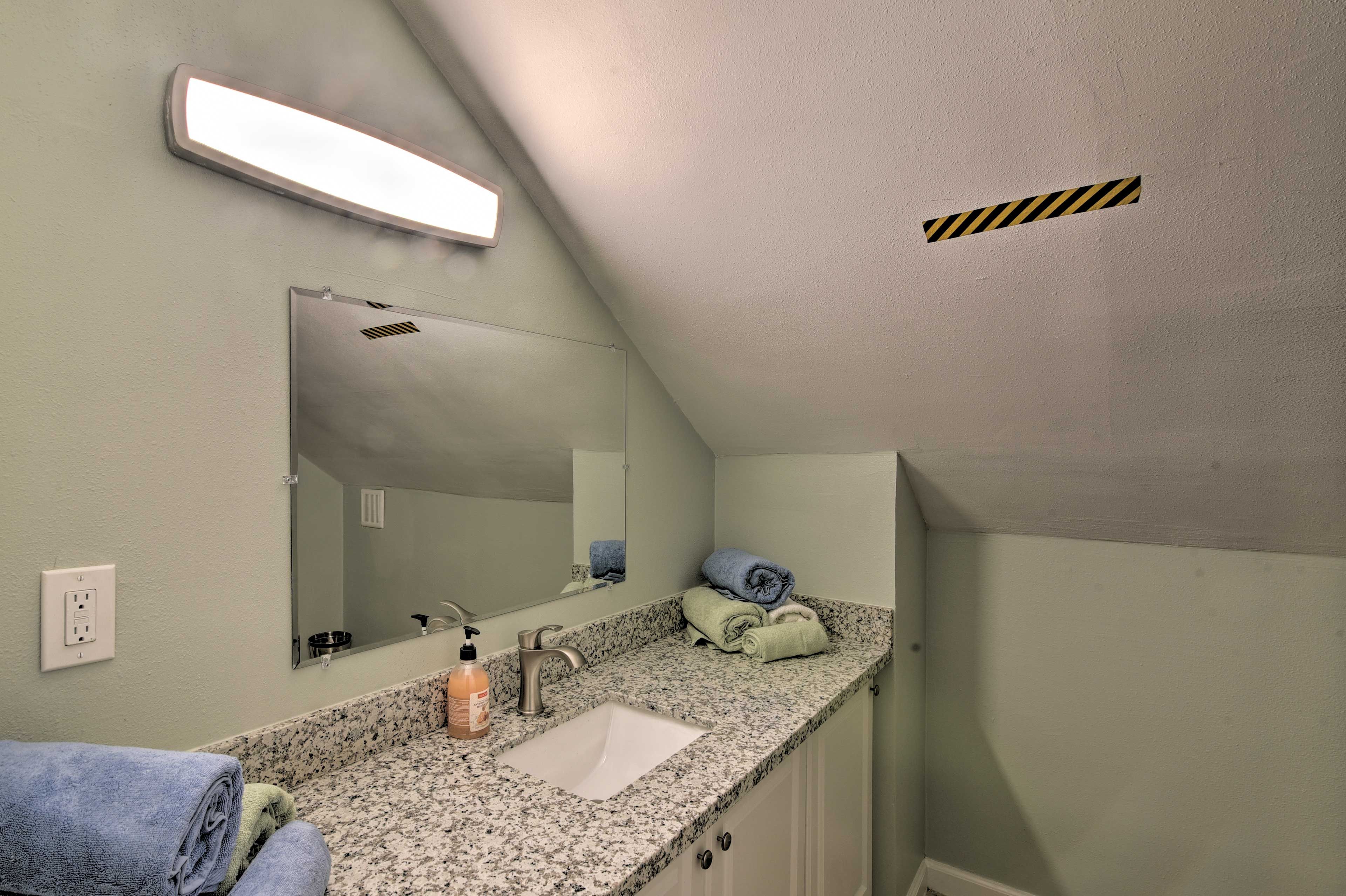 Full Bathroom