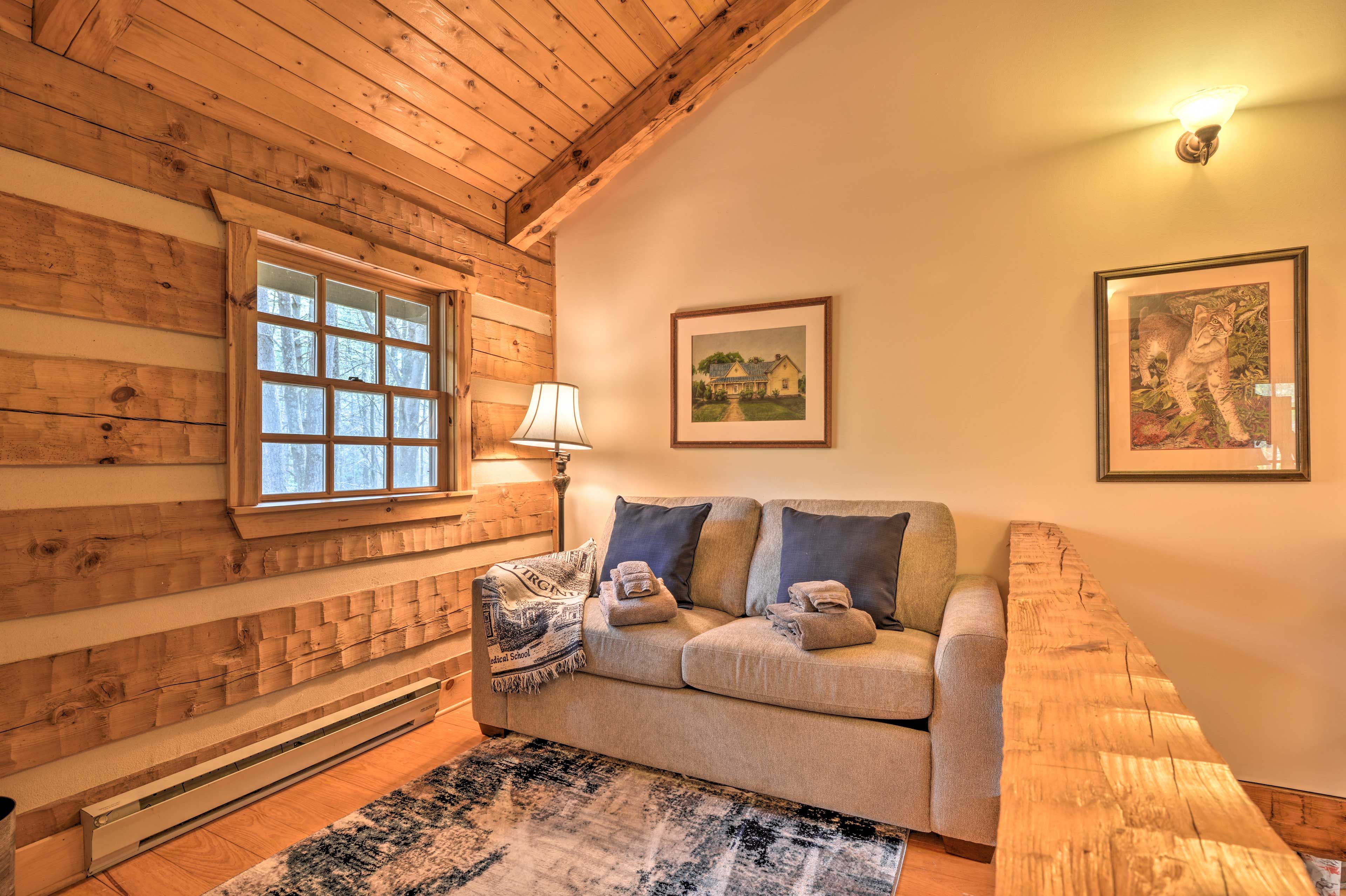 Sleeping Nook | 2nd Floor | Full Sleeper Sofa