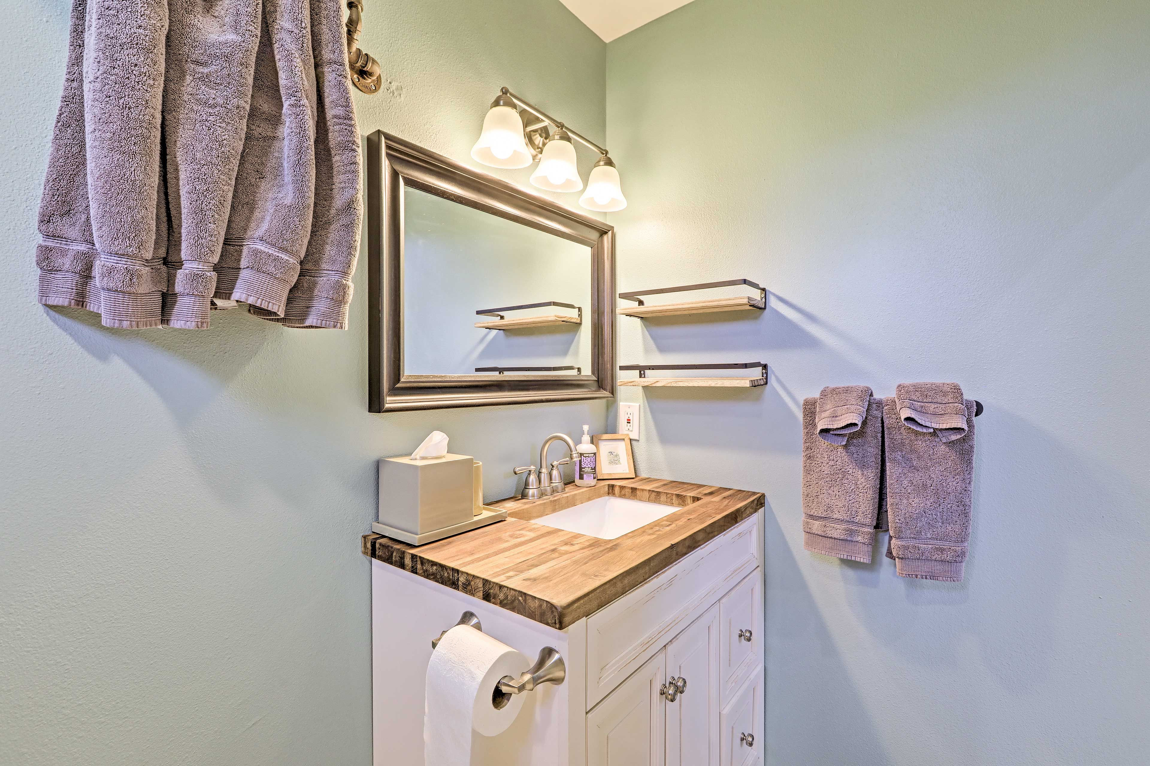 Full Bathroom