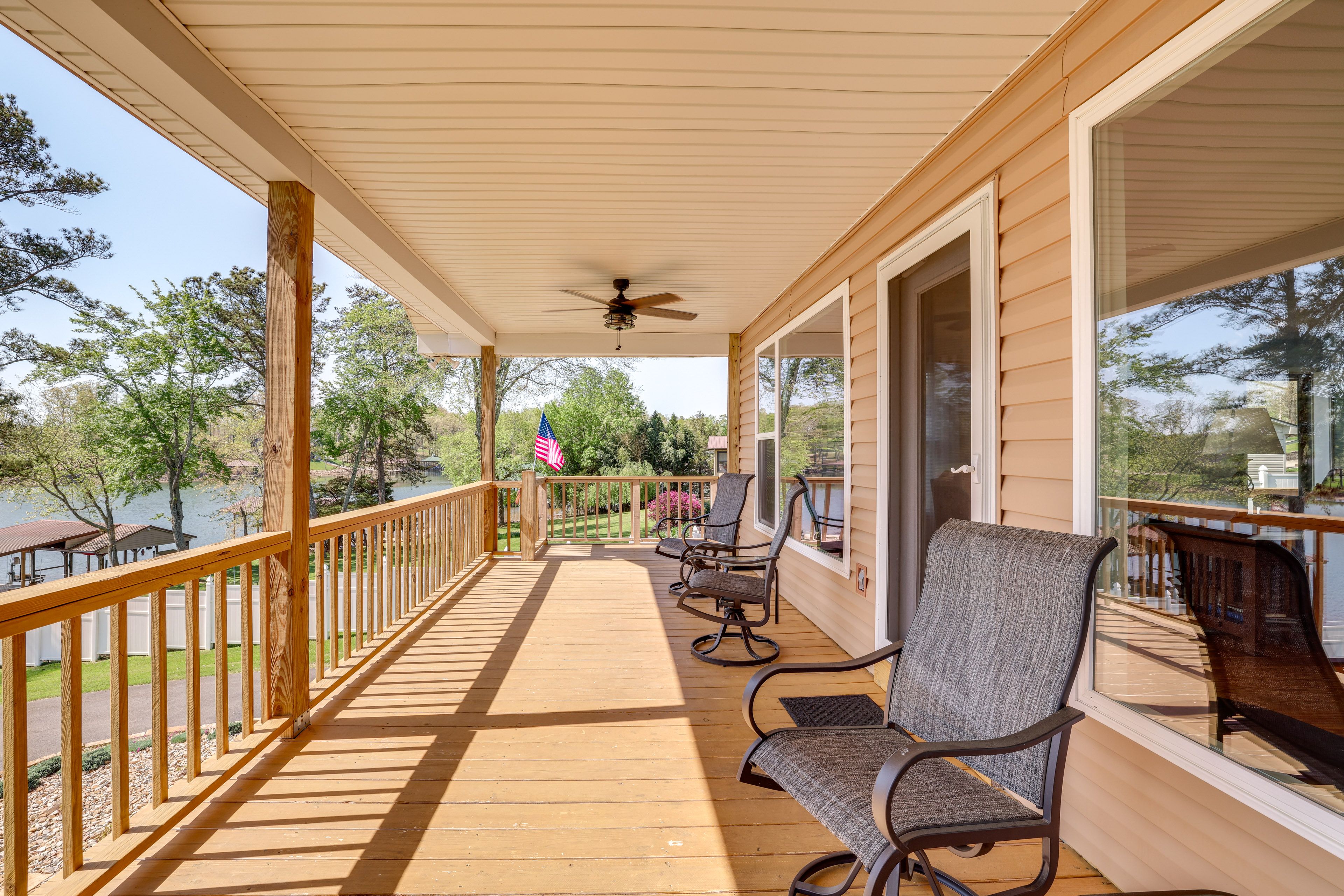 Deck | Gas Grill
