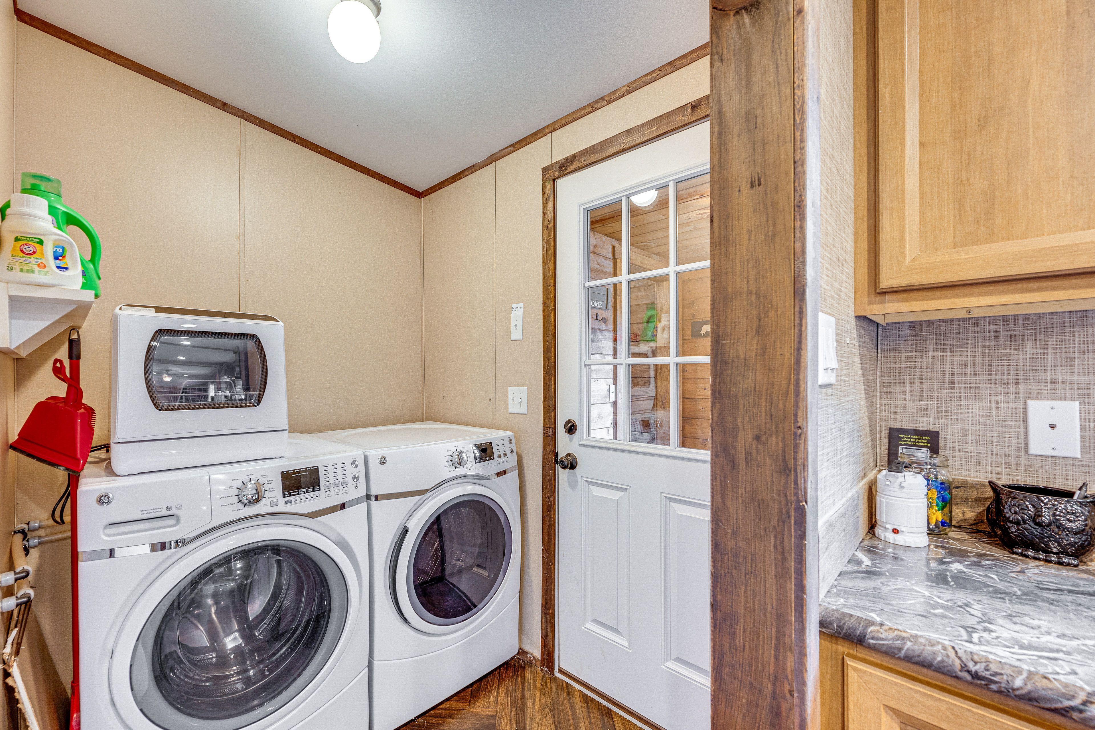 Washer & Dryer | Laundry Detergent Provided