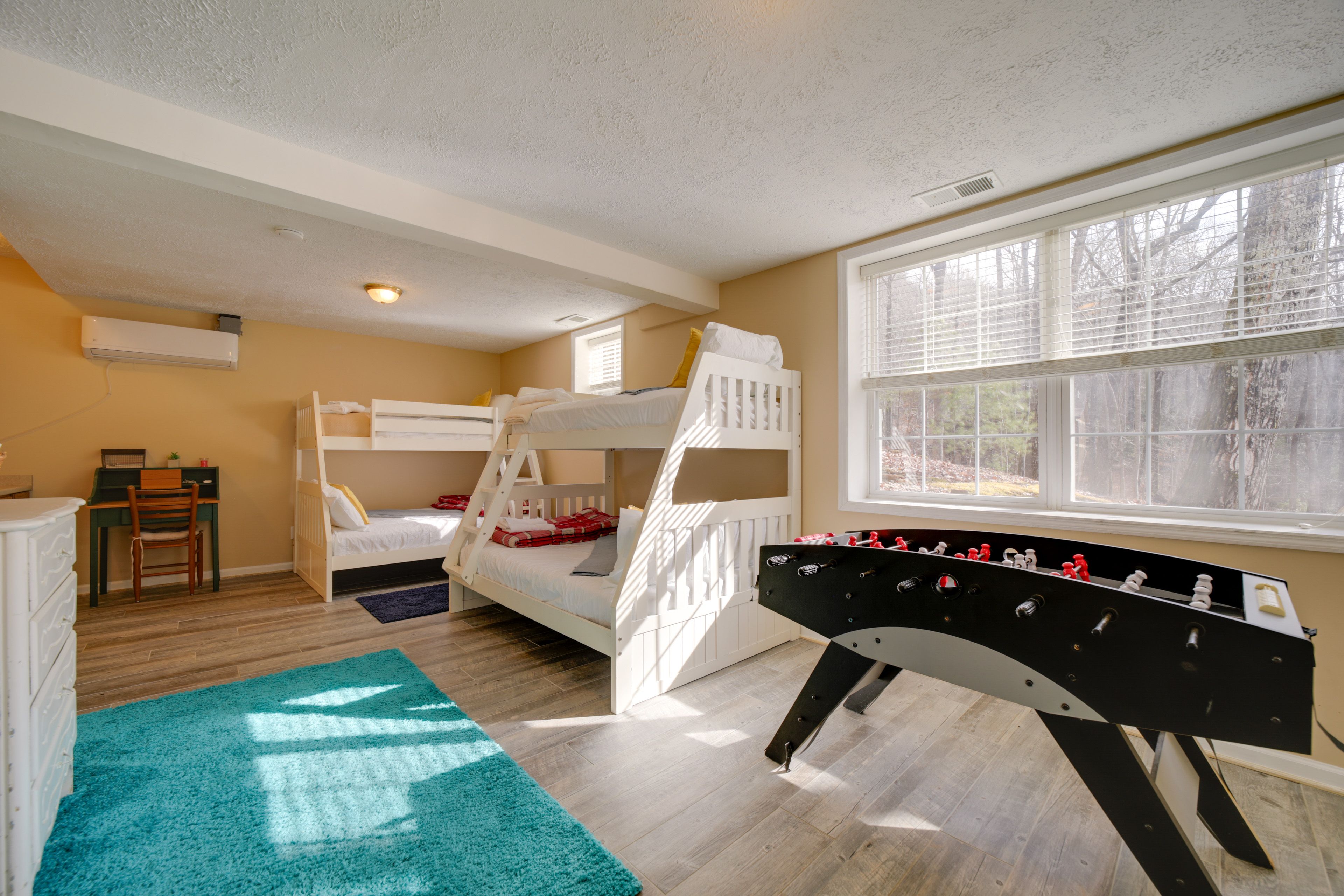 Bedroom 4 | 2 Twin/Full Bunk Beds