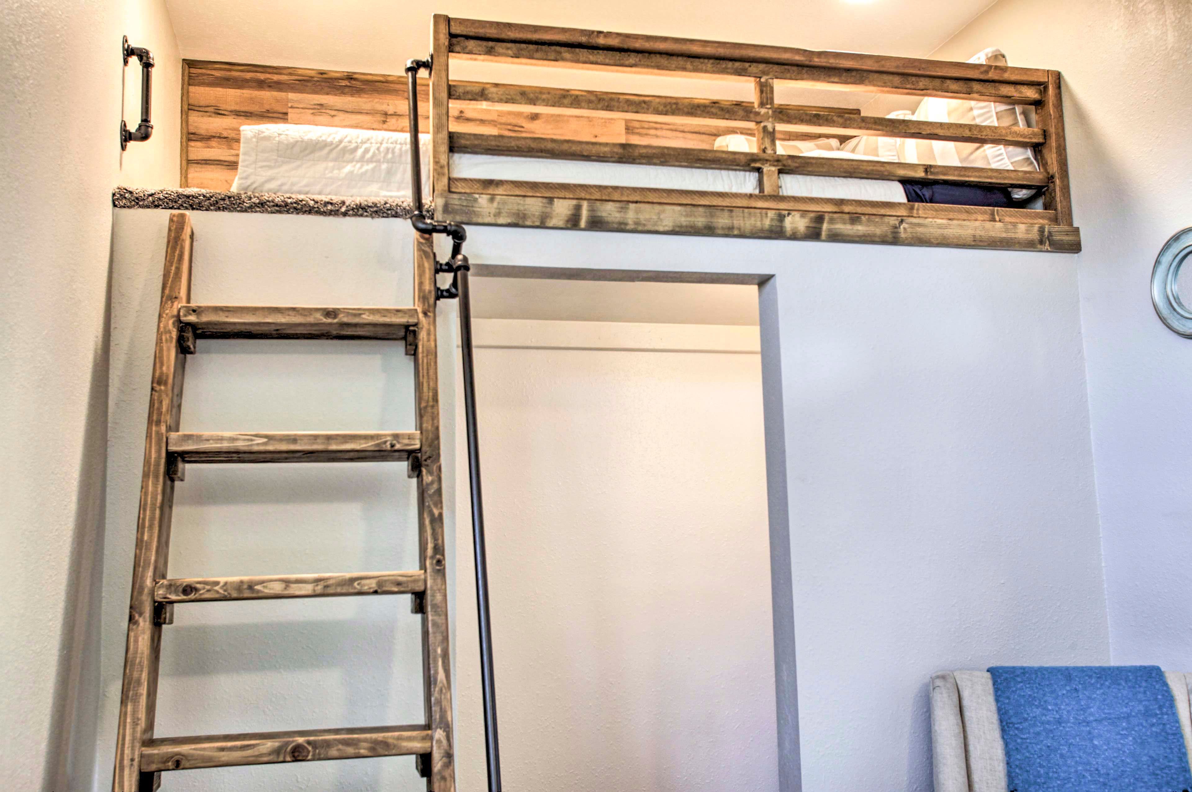 Bedroom 2 | Twin Loft Bed