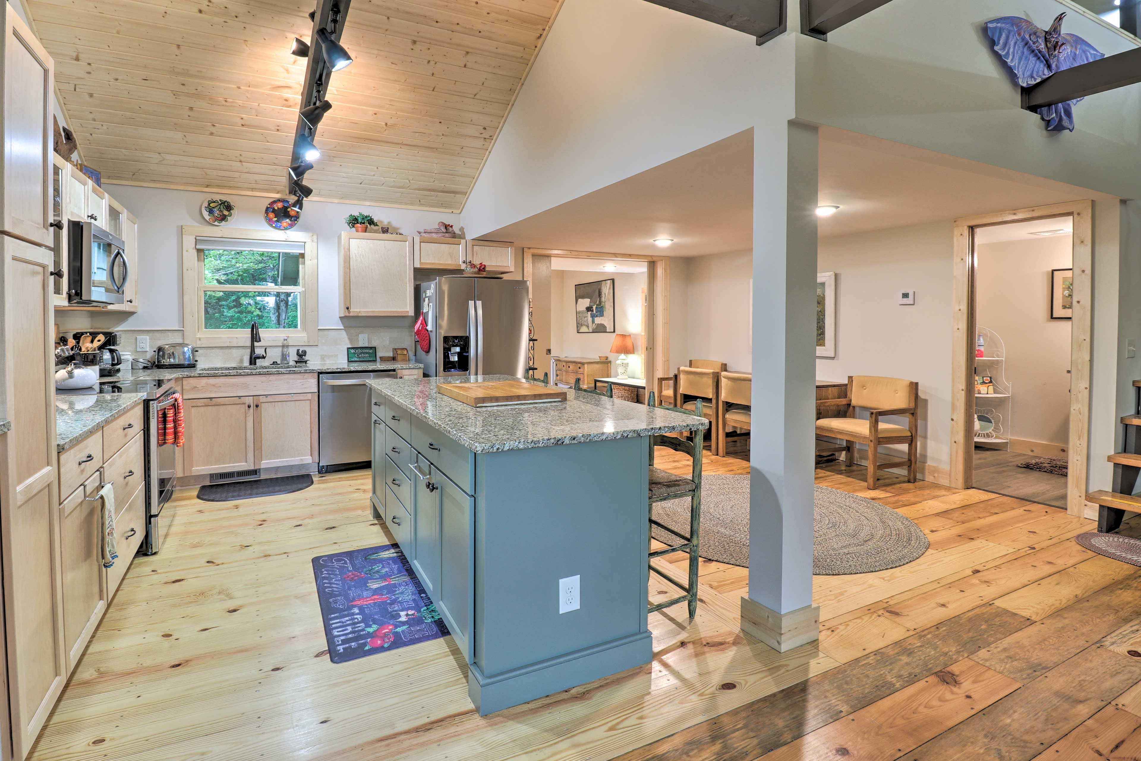 Head into the updated kitchen to whip up your favorite mountain meals.
