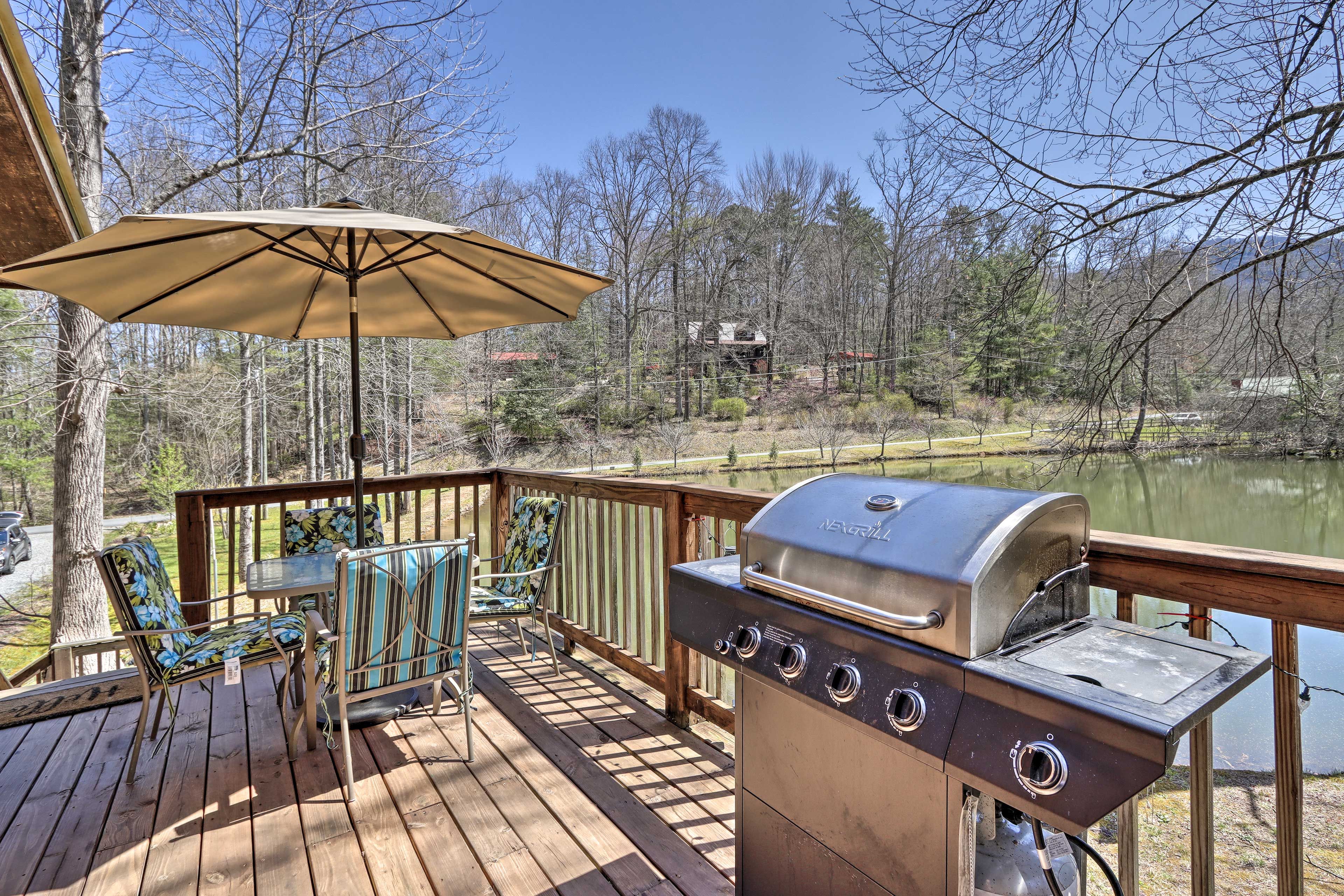 Deck | Gas Grill