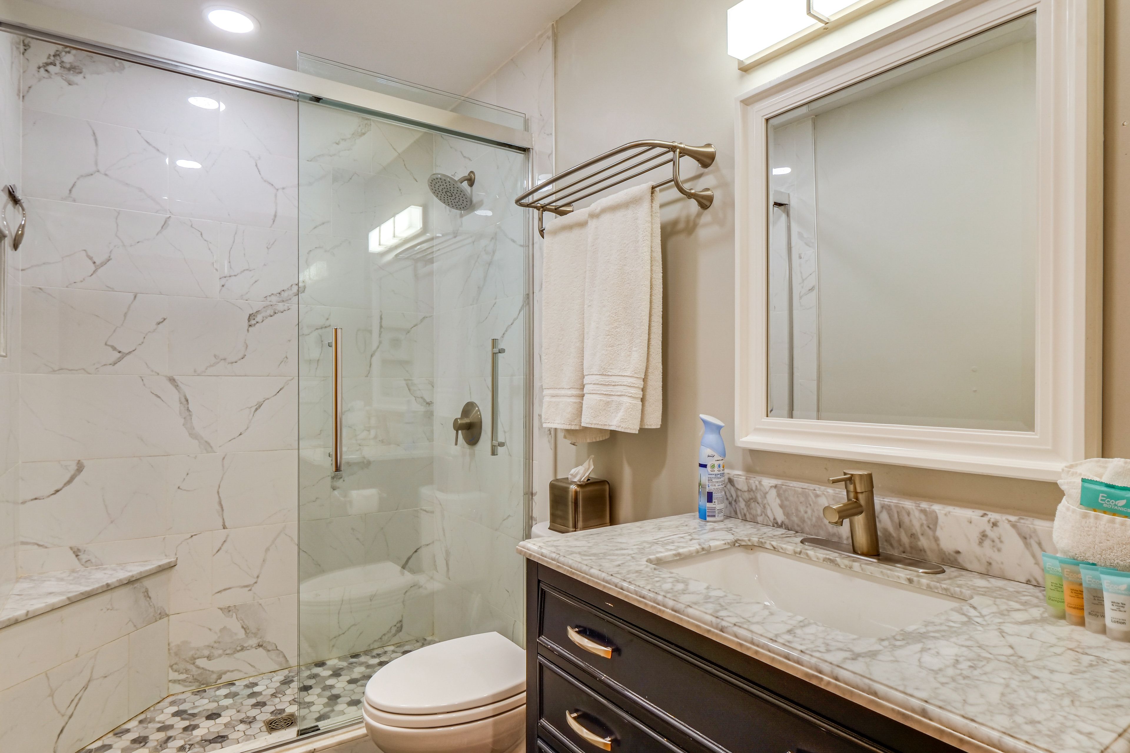 En-Suite Bathroom