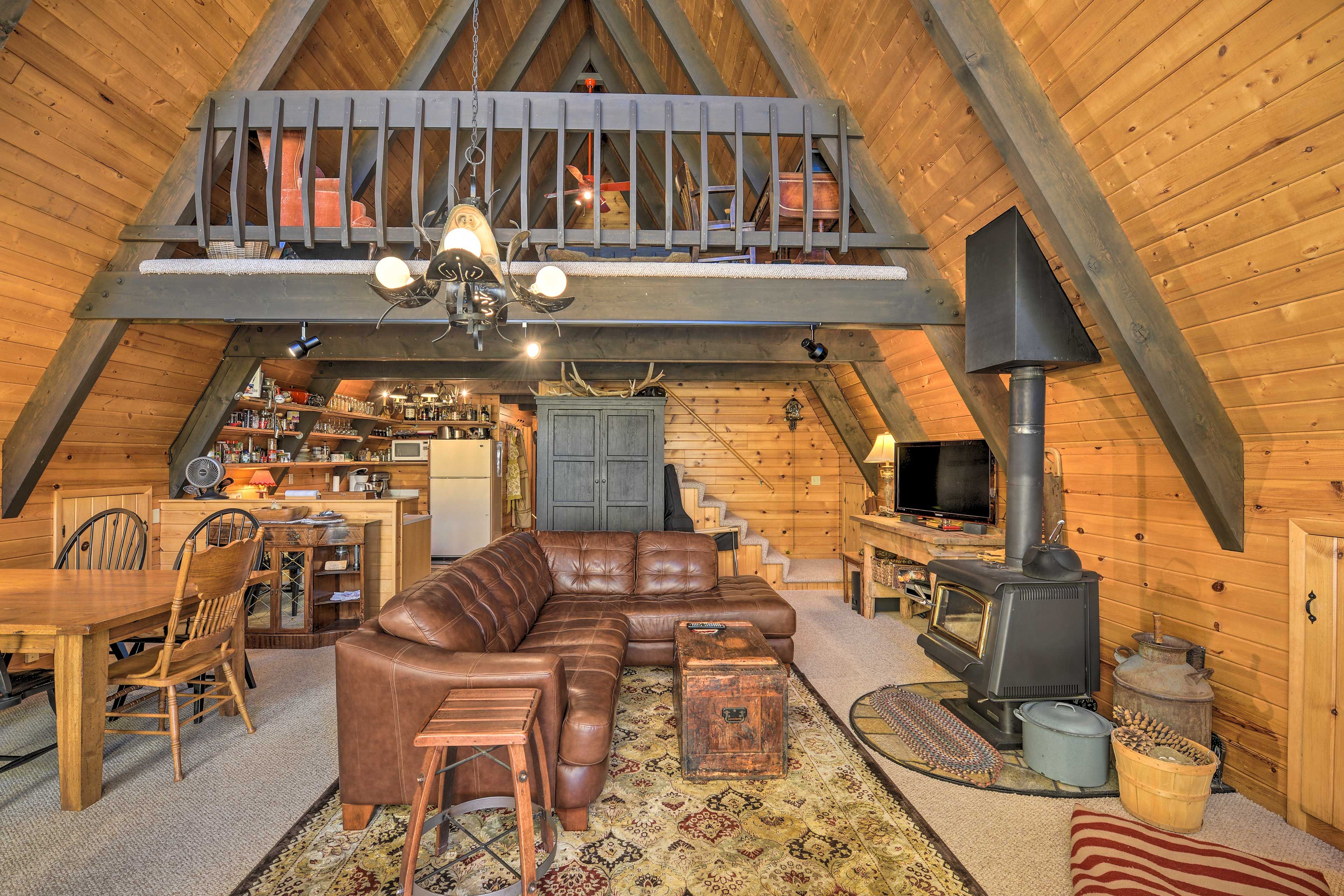 Living Area | Smart TV | Wood-Burning Stove
