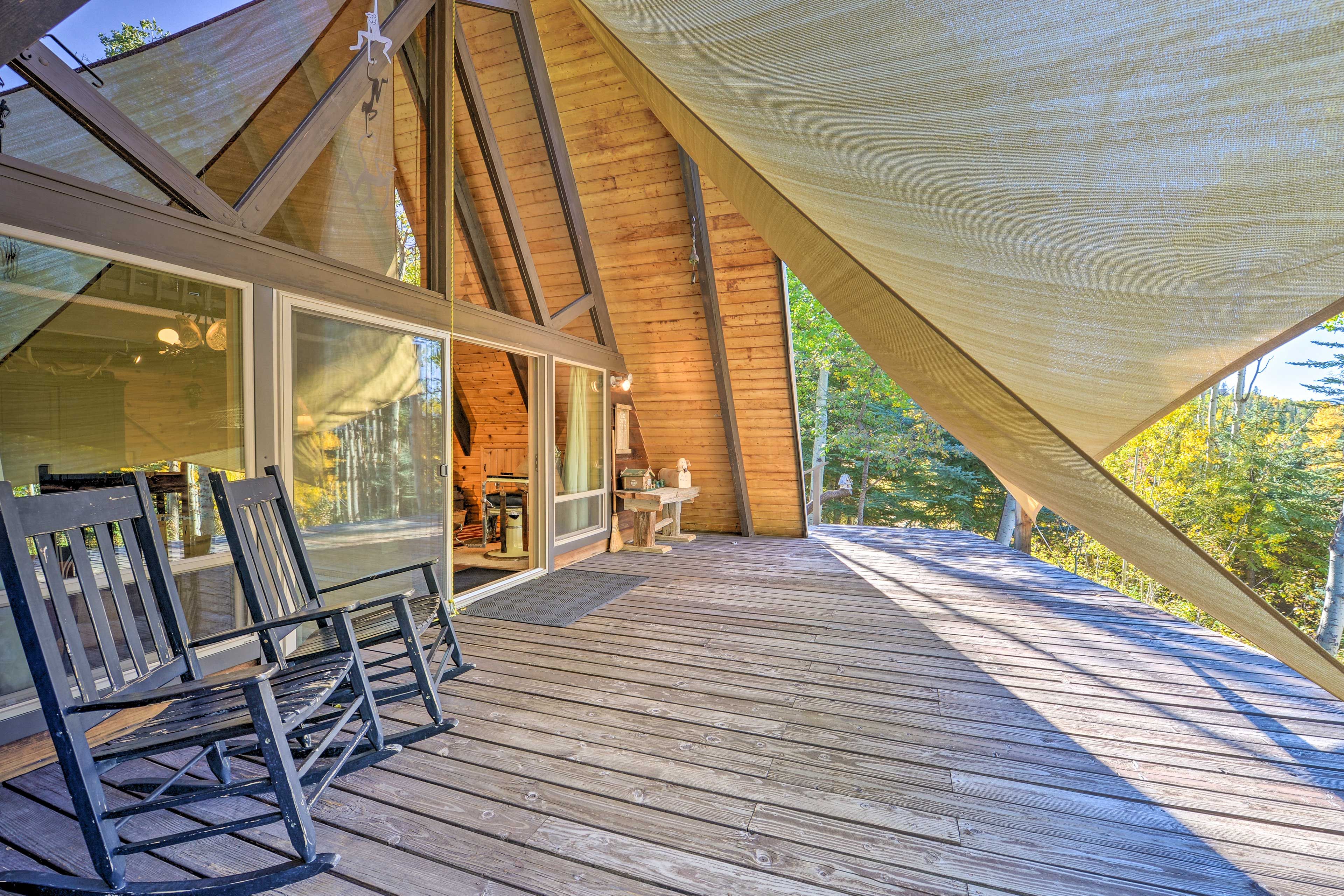 Deck | Mountain Views