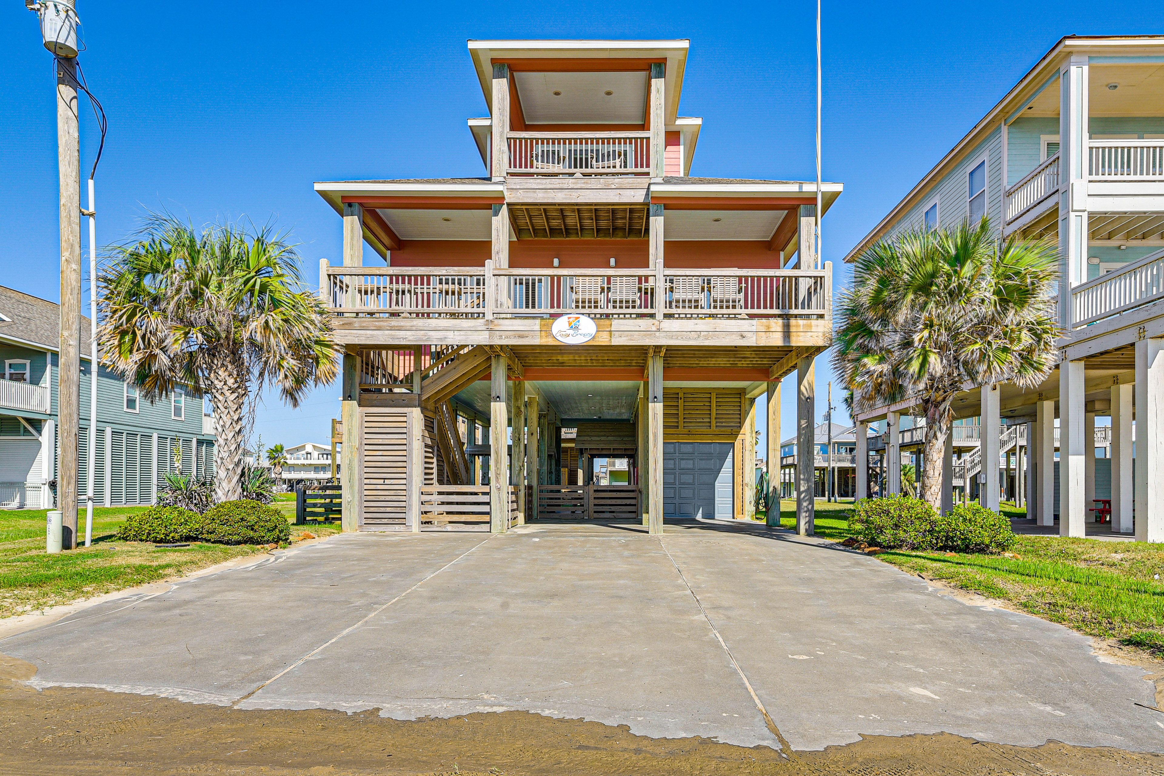 Beachfront | Exterior | Lockbox