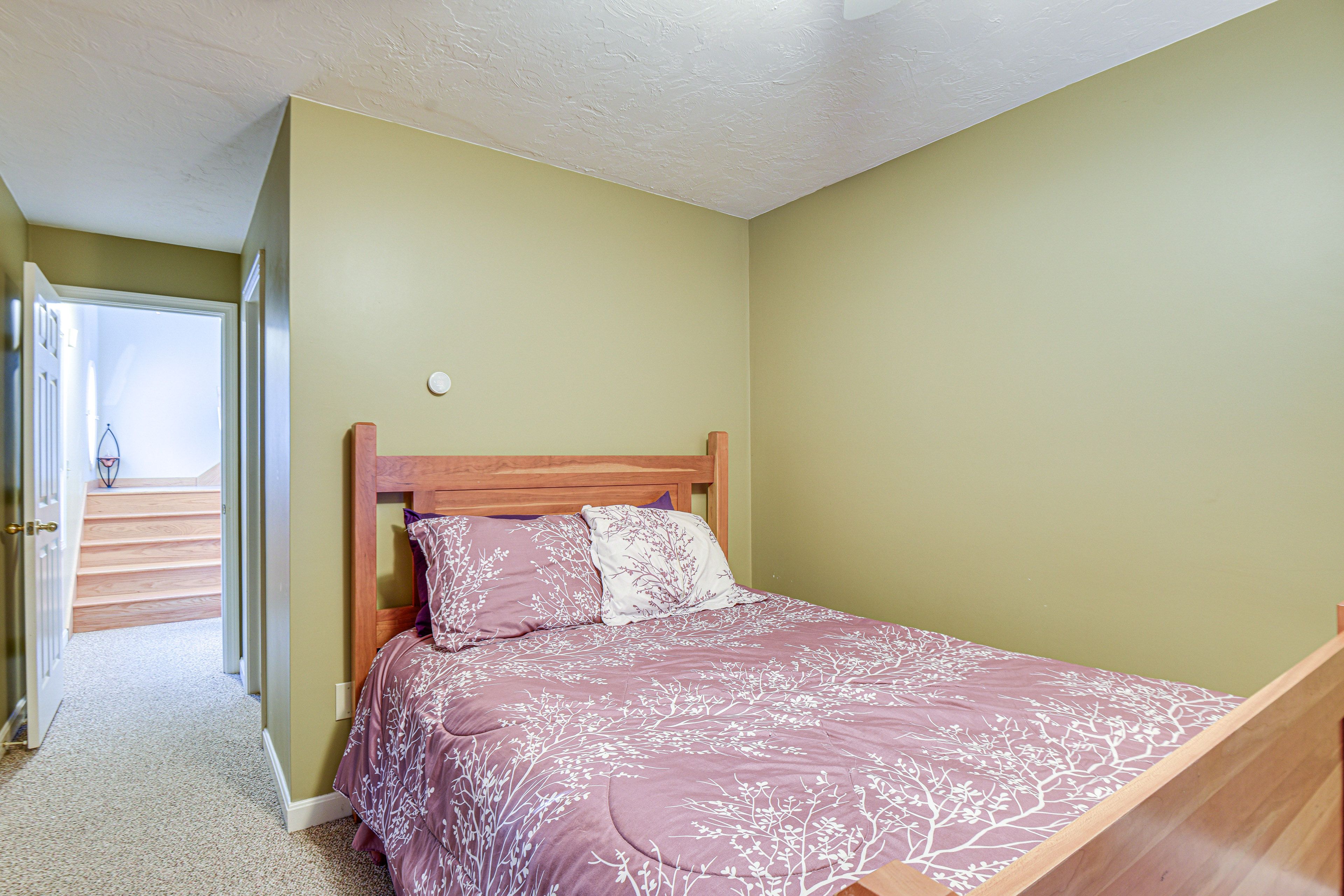 Bedroom 2 | Queen Bed | En-Suite Bathroom