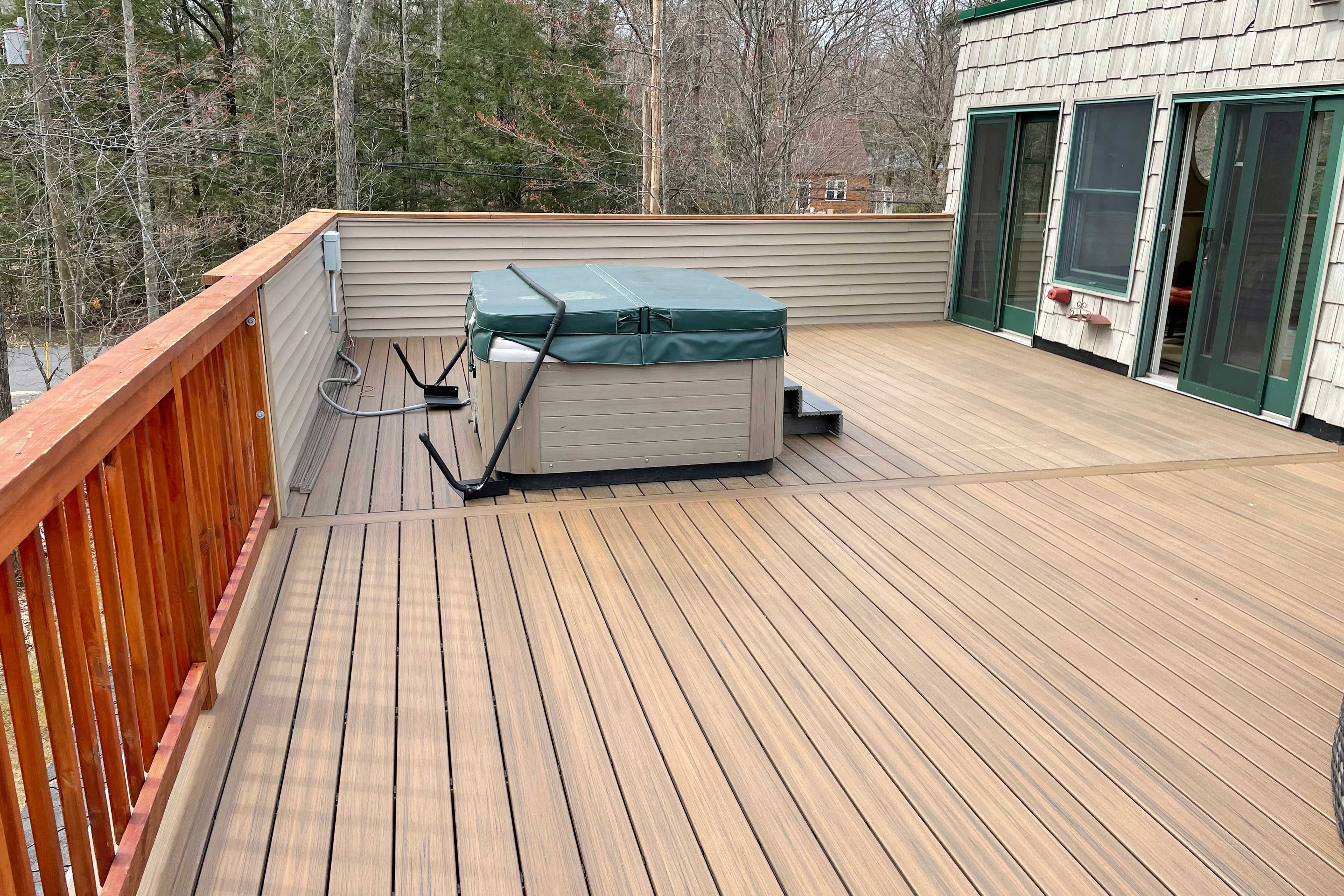 Private Deck | Hot Tub