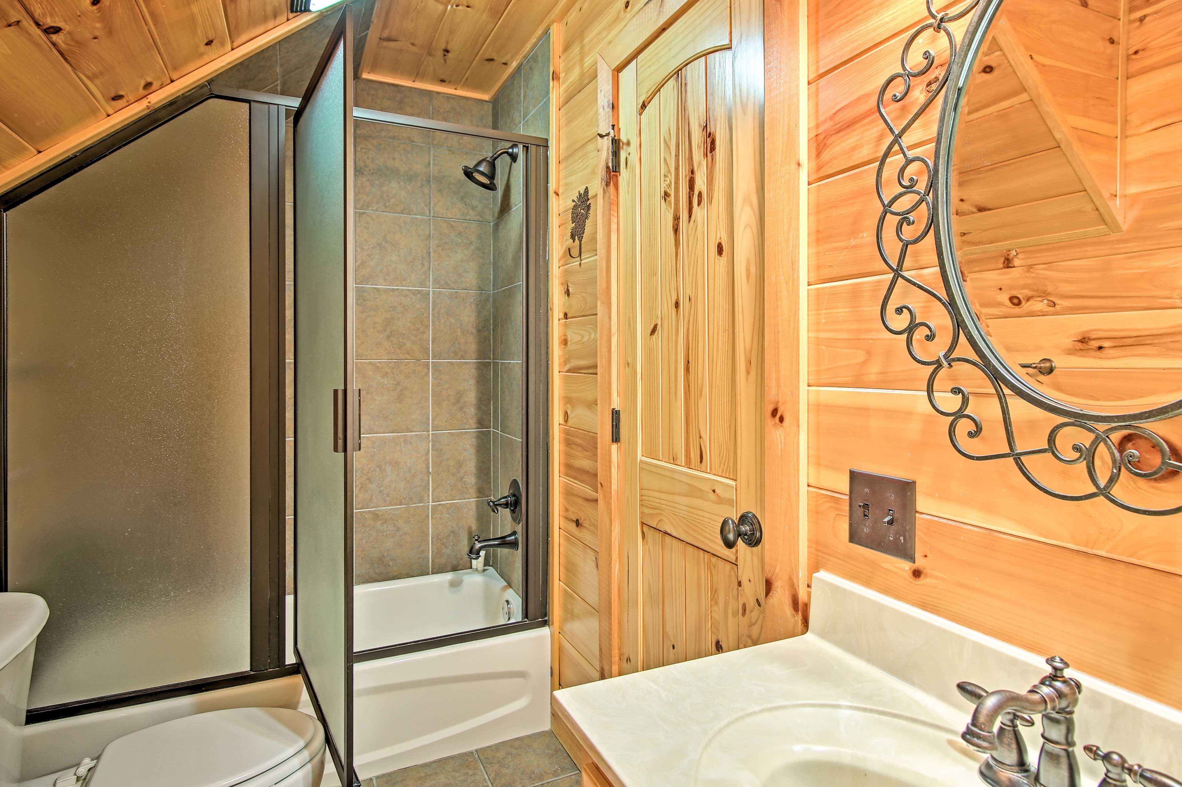 Full Bathroom