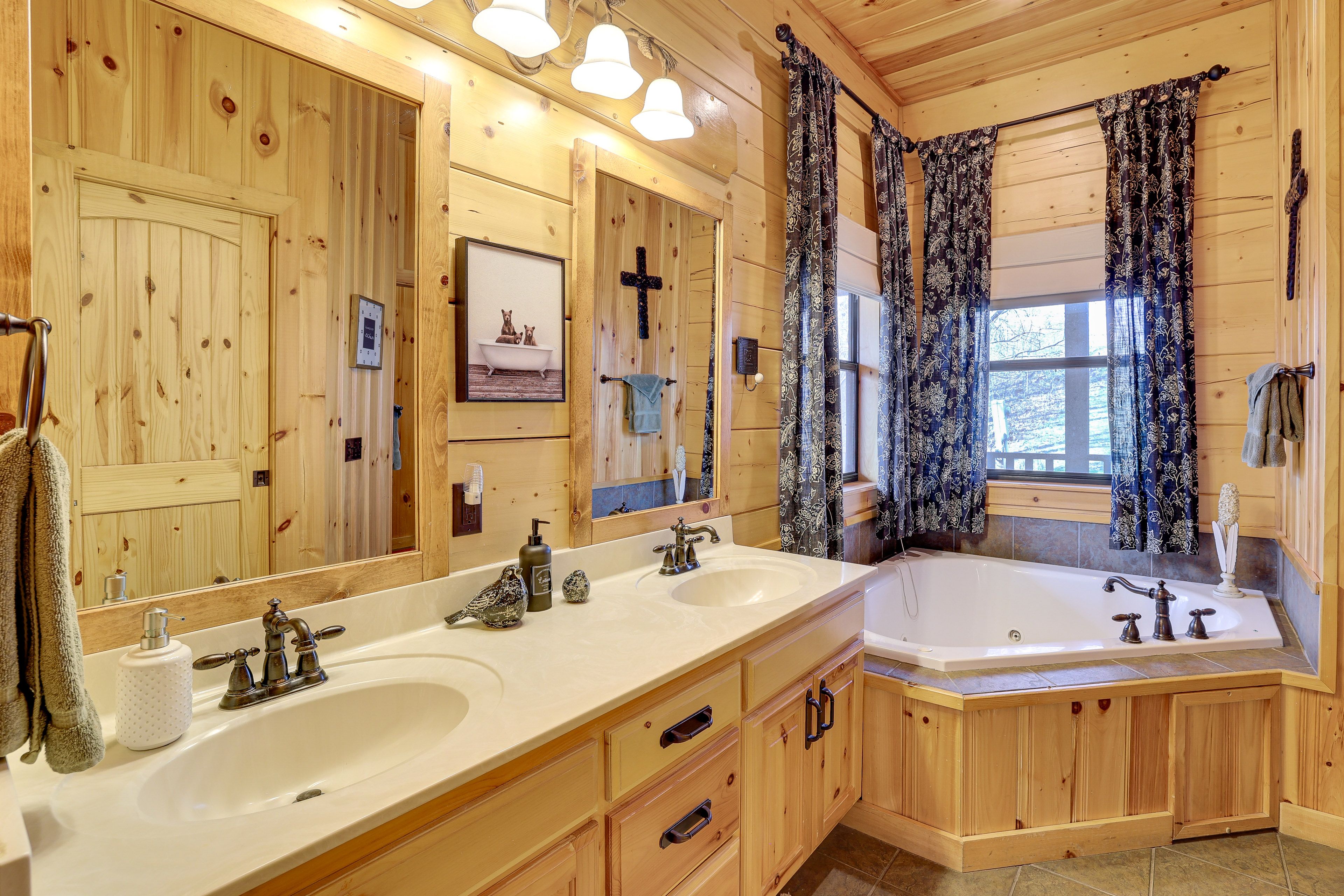 En-Suite Bathroom