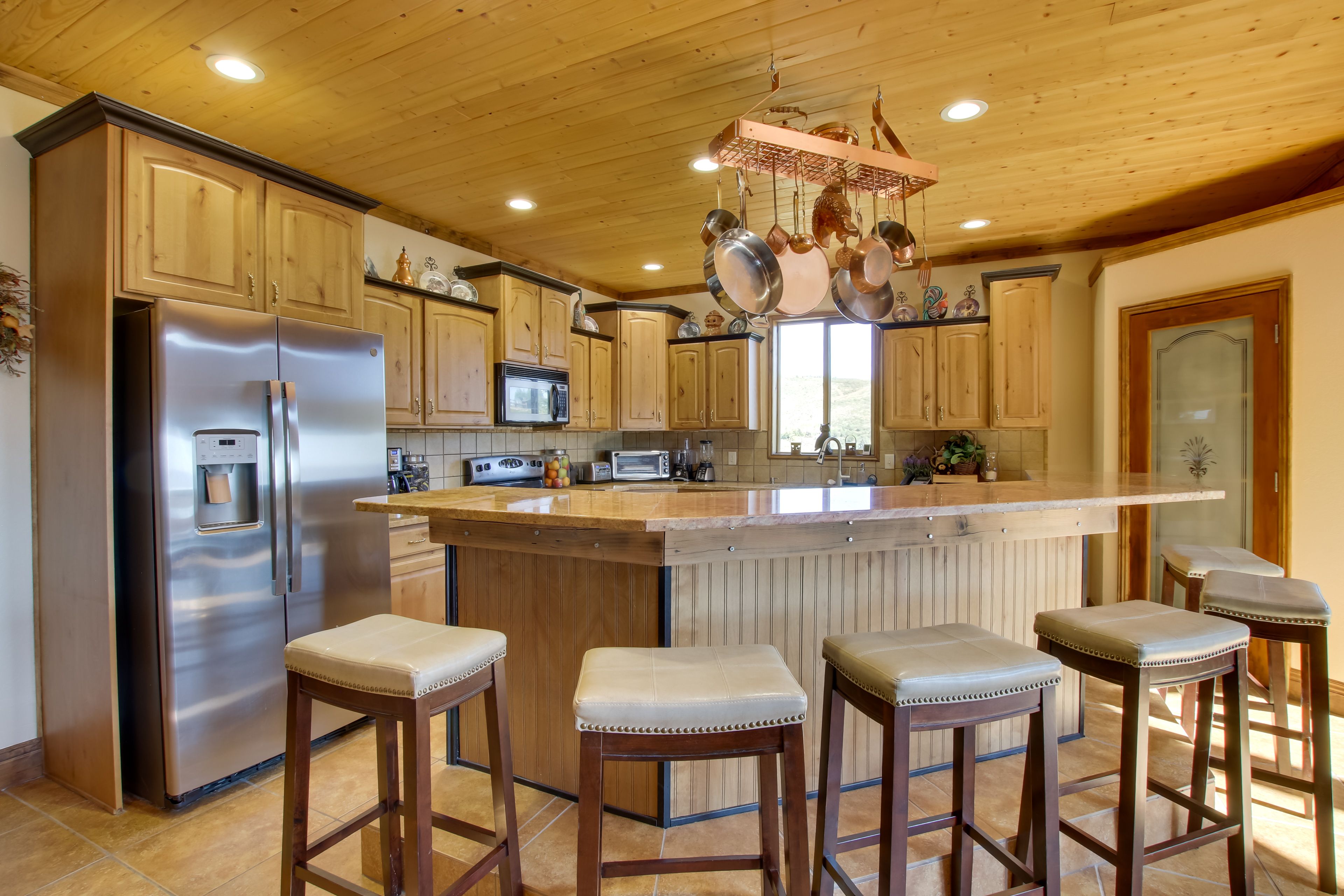 Kitchen | Crockpot | Coffee Maker | Toaster | Spices