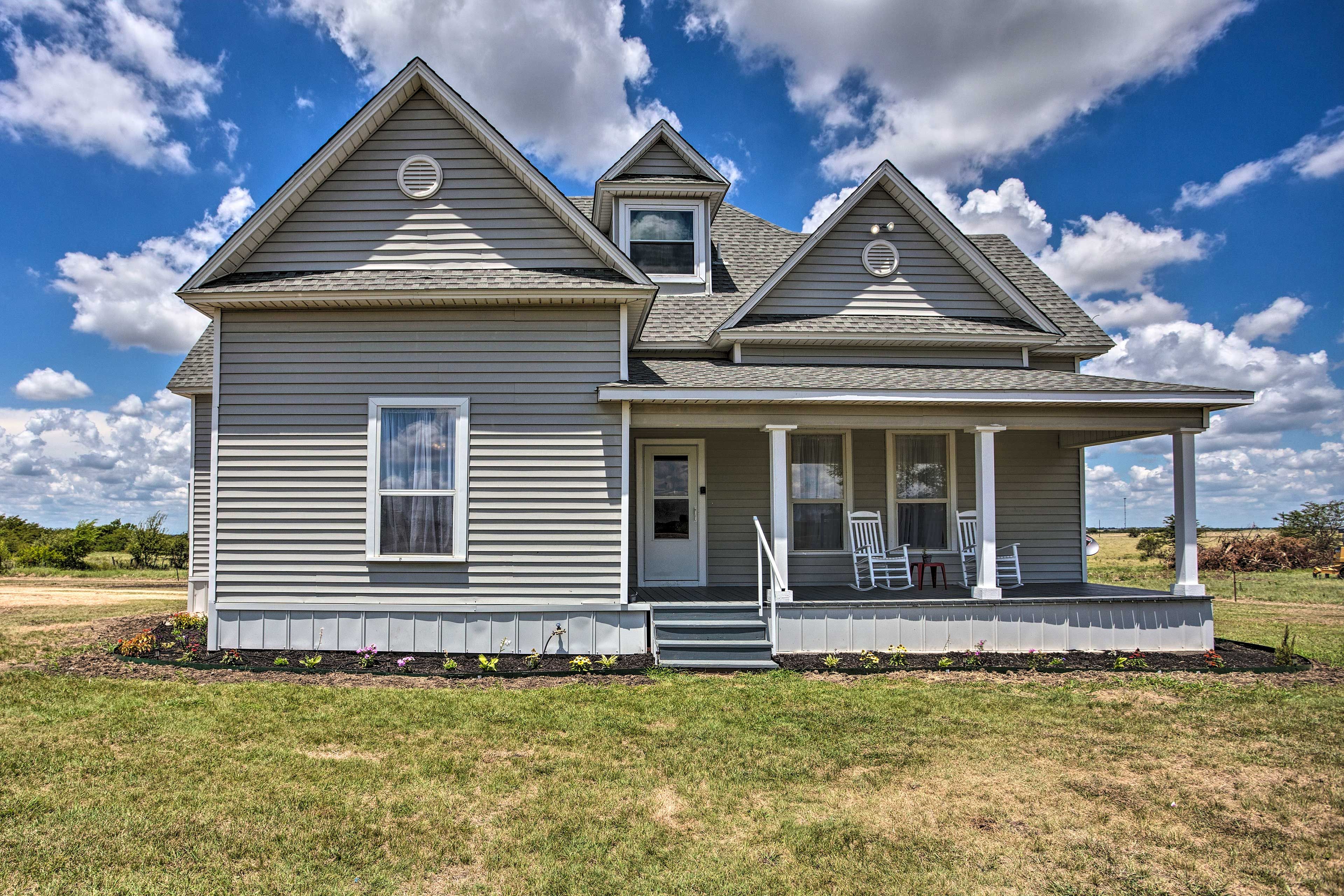Decatur Vacation Rental | 3BR | 2BA | Stairs Required | 2,200 Sq Ft