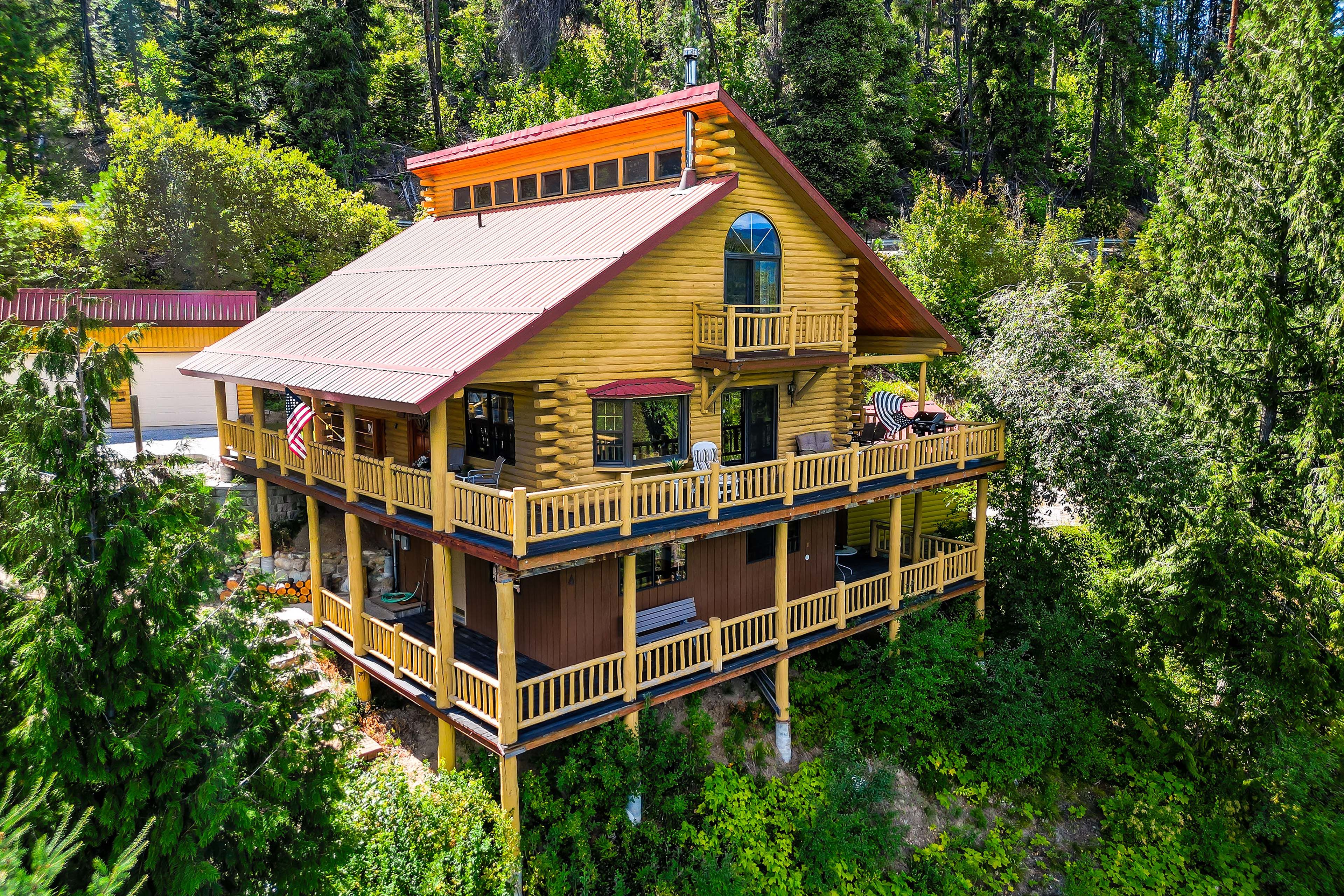 Leavenworth Vacation Rental | 2BR | 3BA | 3,800 Sq Ft | Stairs to Access