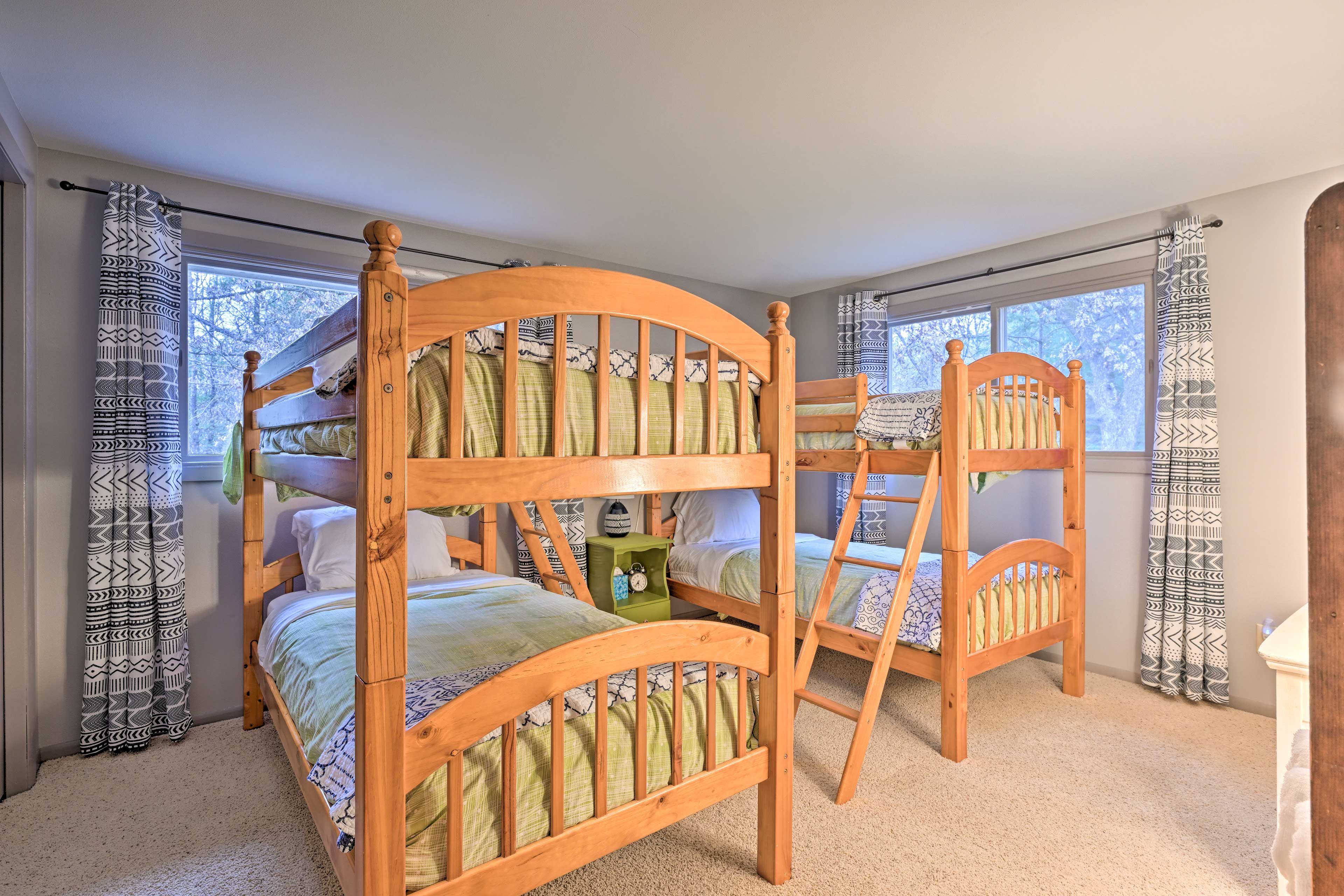 Bedroom 2 | 2 Twin Bunk Beds