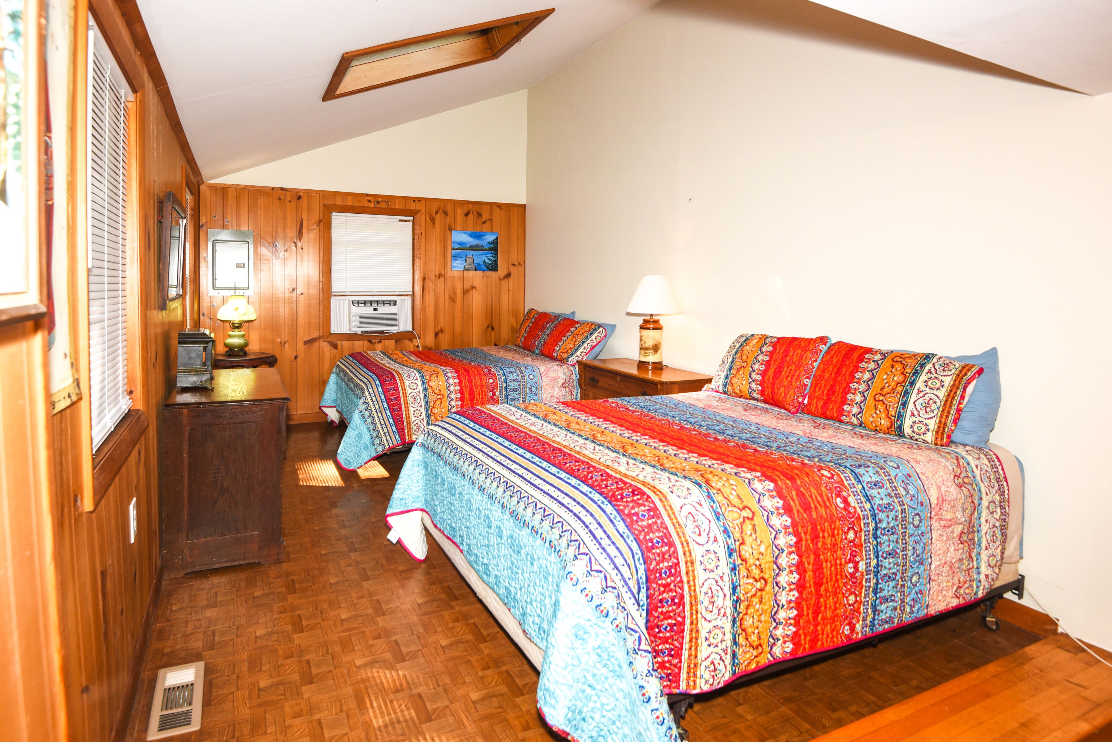 Bedroom 2 | 2 Queen Beds