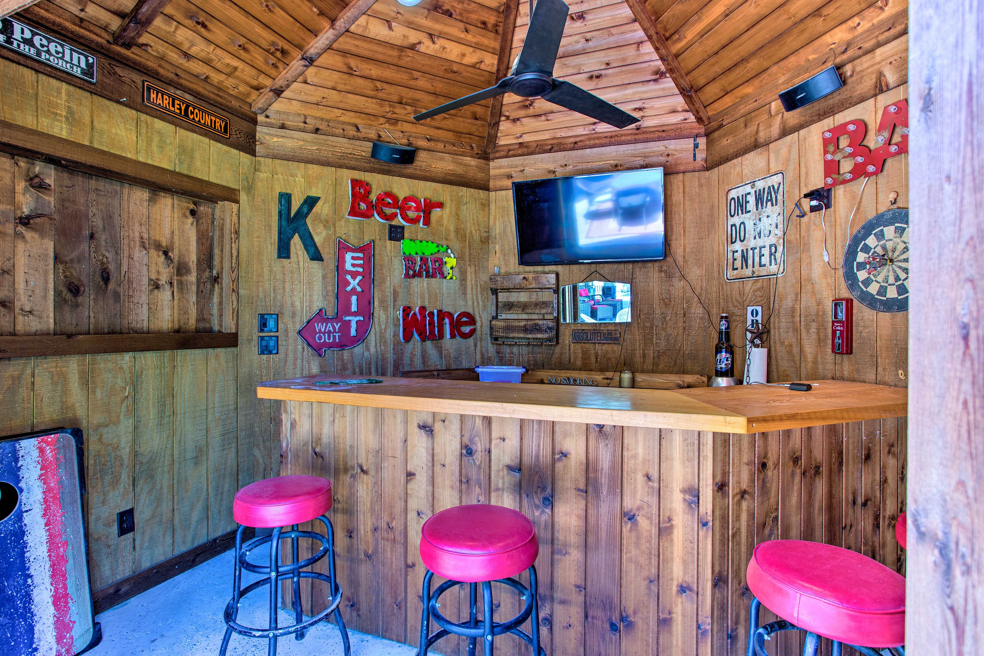 Backyard Bar