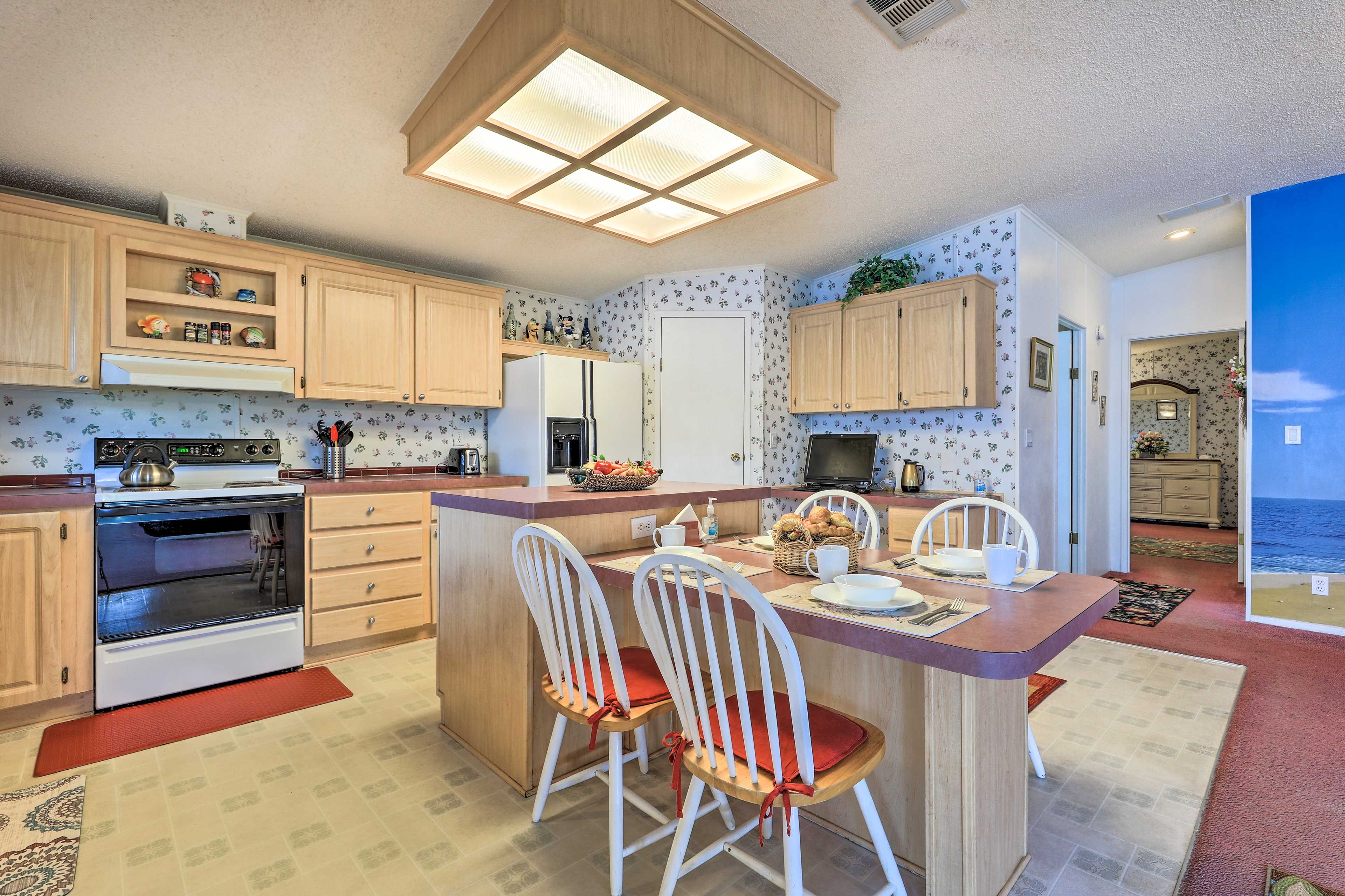 Kitchen | Blender | Coffee Maker | Cooking Basics | Toaster