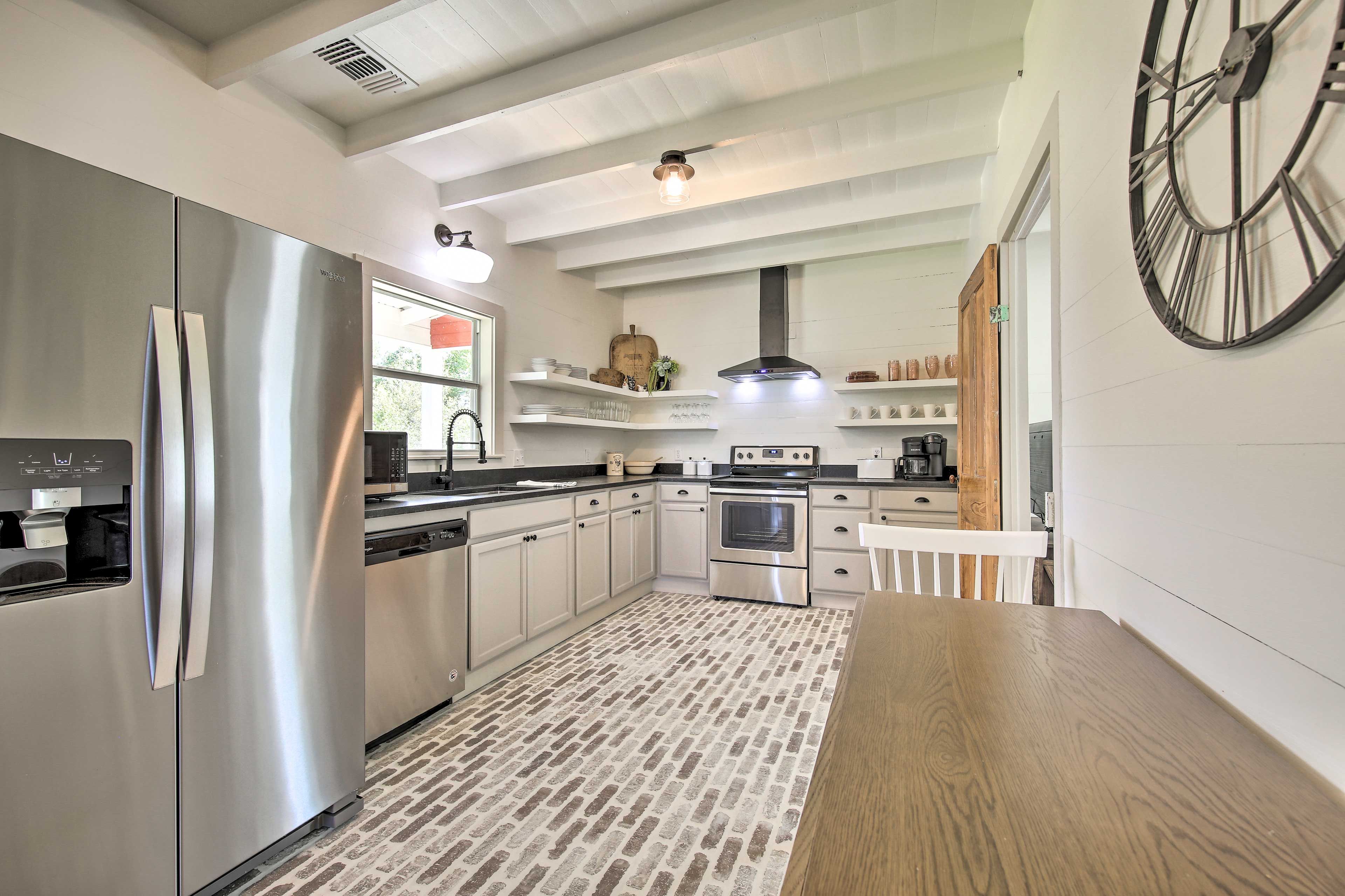 Kitchen | Coffee Maker | Spices