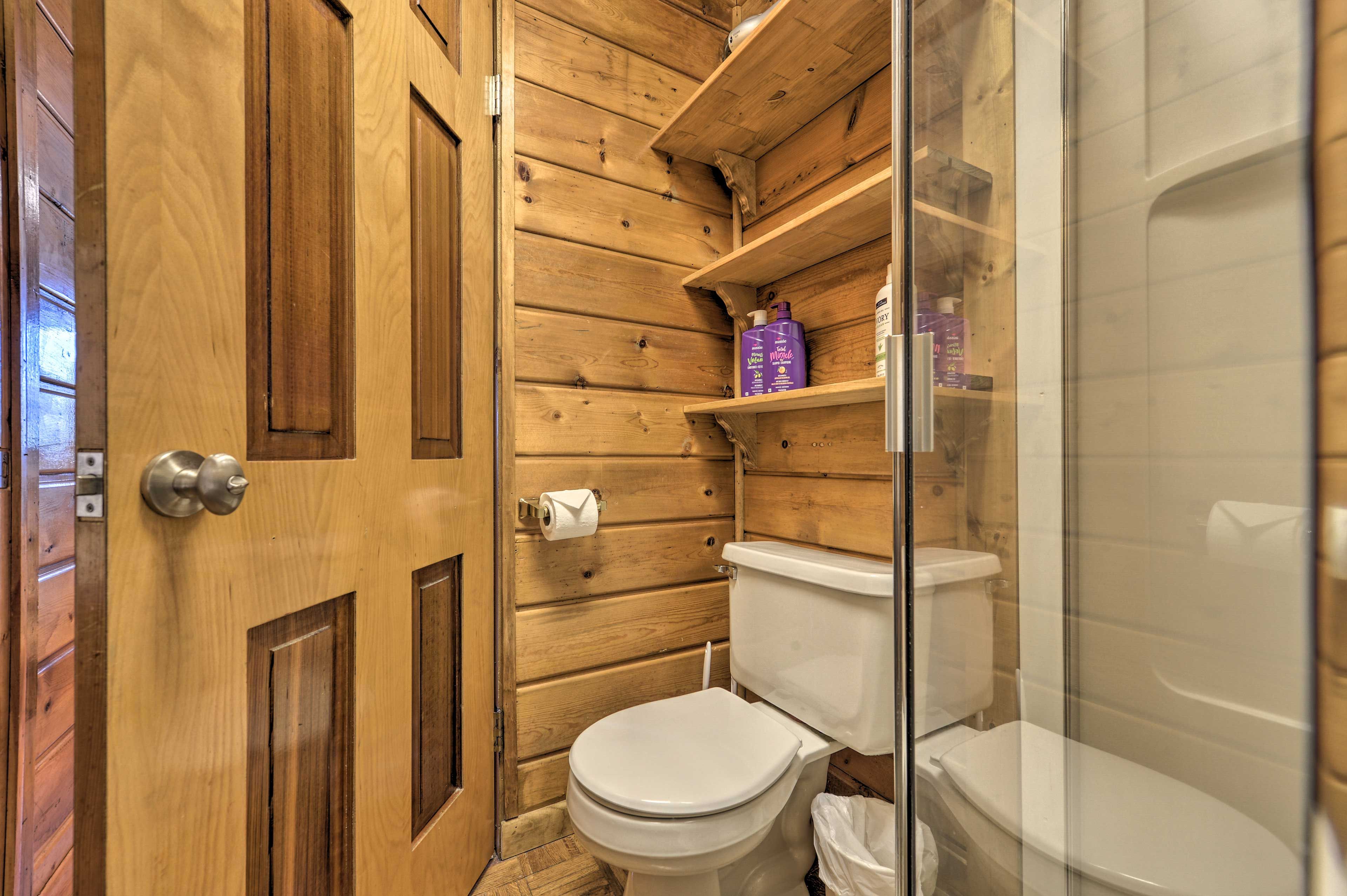Full Bathroom | Walk-In Shower