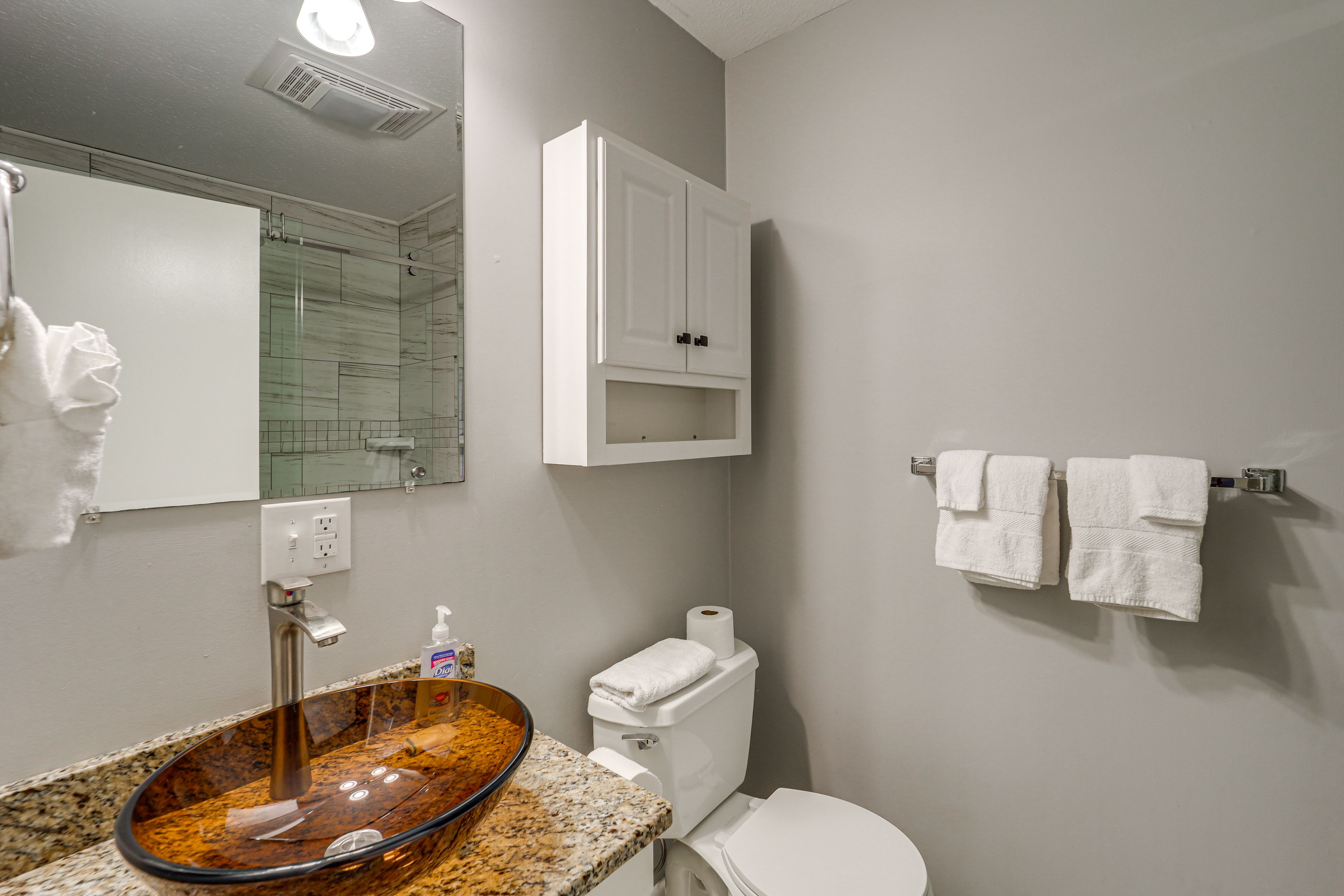 Full Bath | Main Level