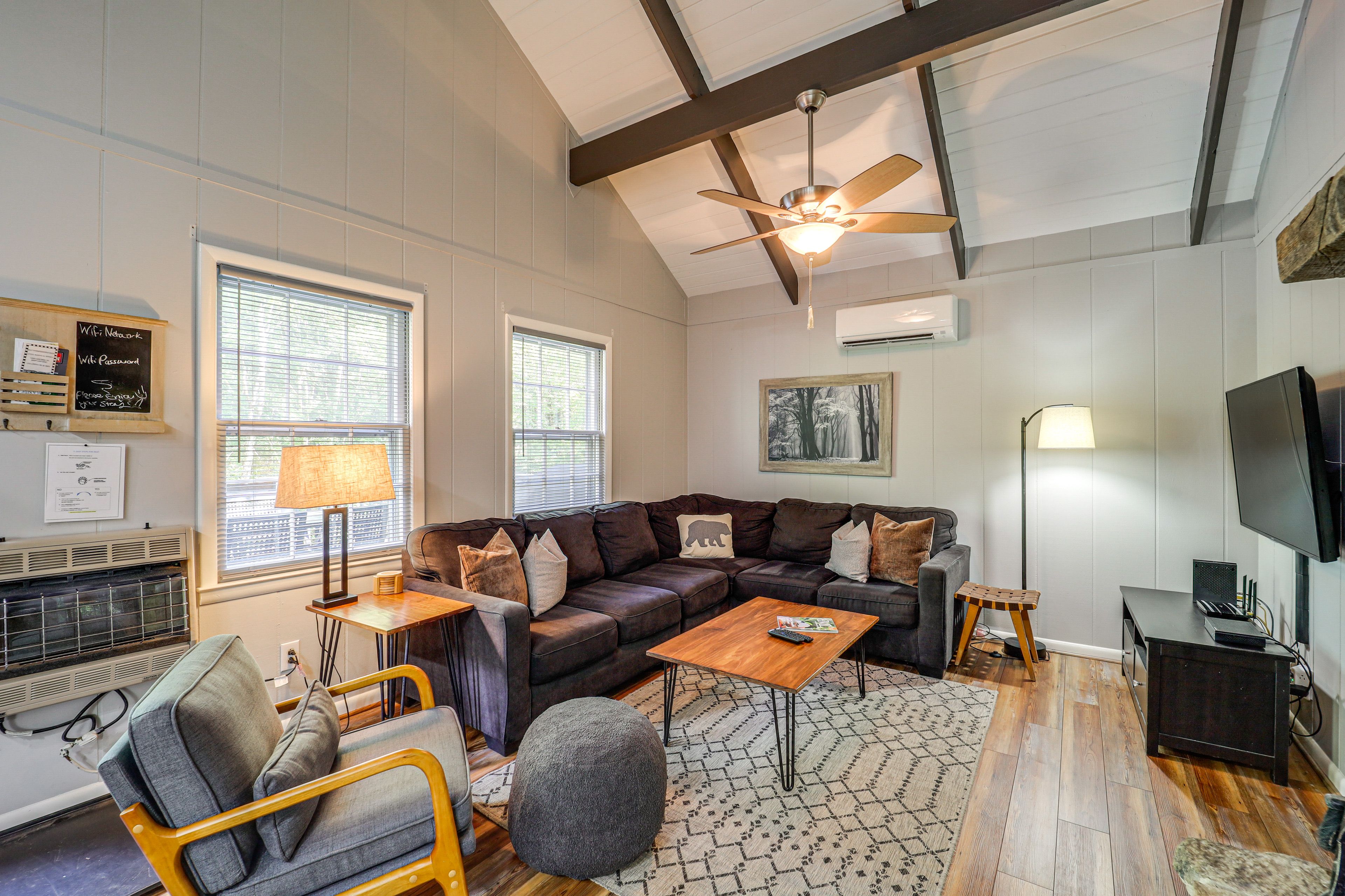Living Room | Fireplace | Central Heating | Free WiFi | Main Level