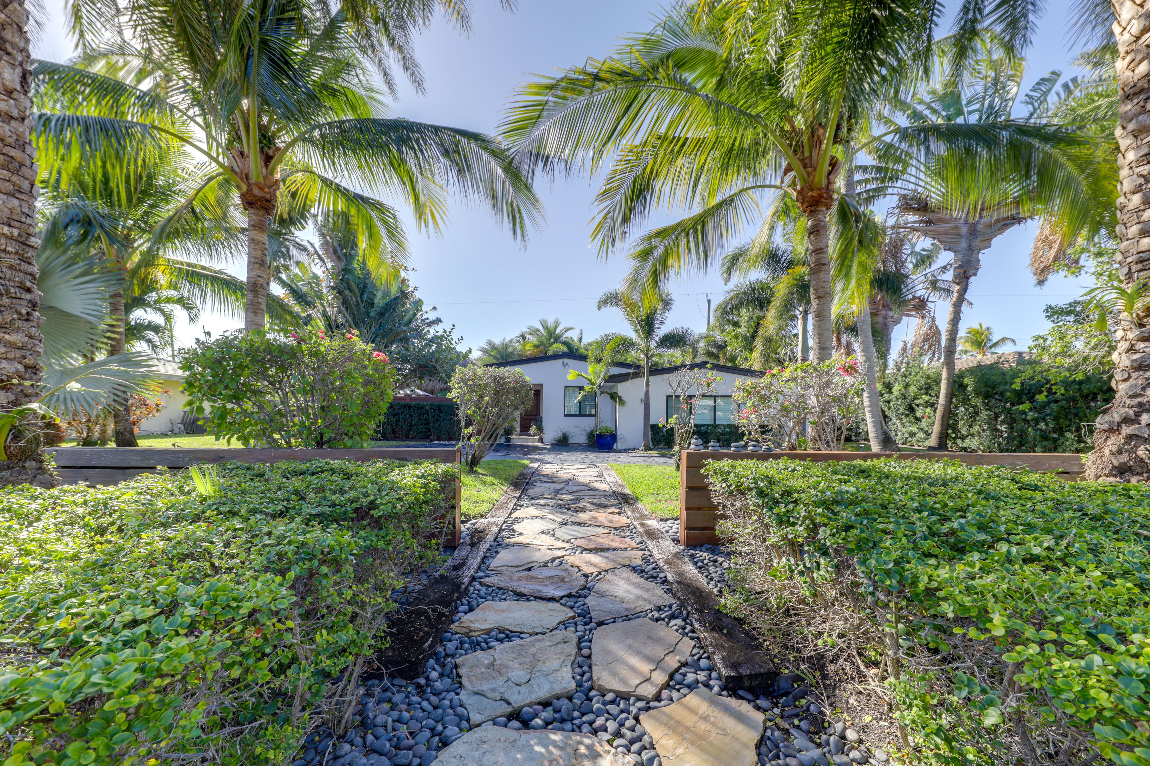 Exterior | 1,875 Sq Ft