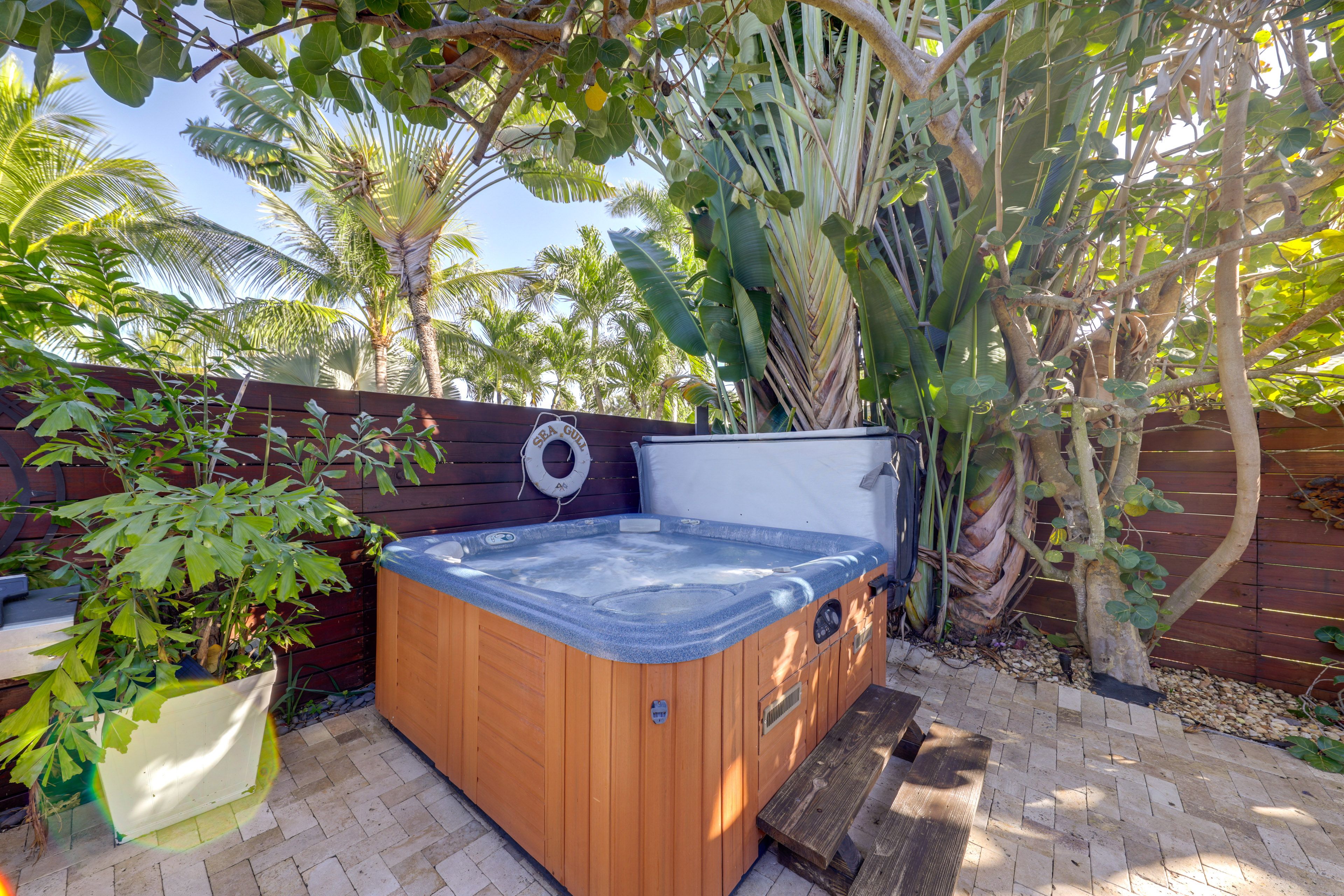 Patio | Hot Tub