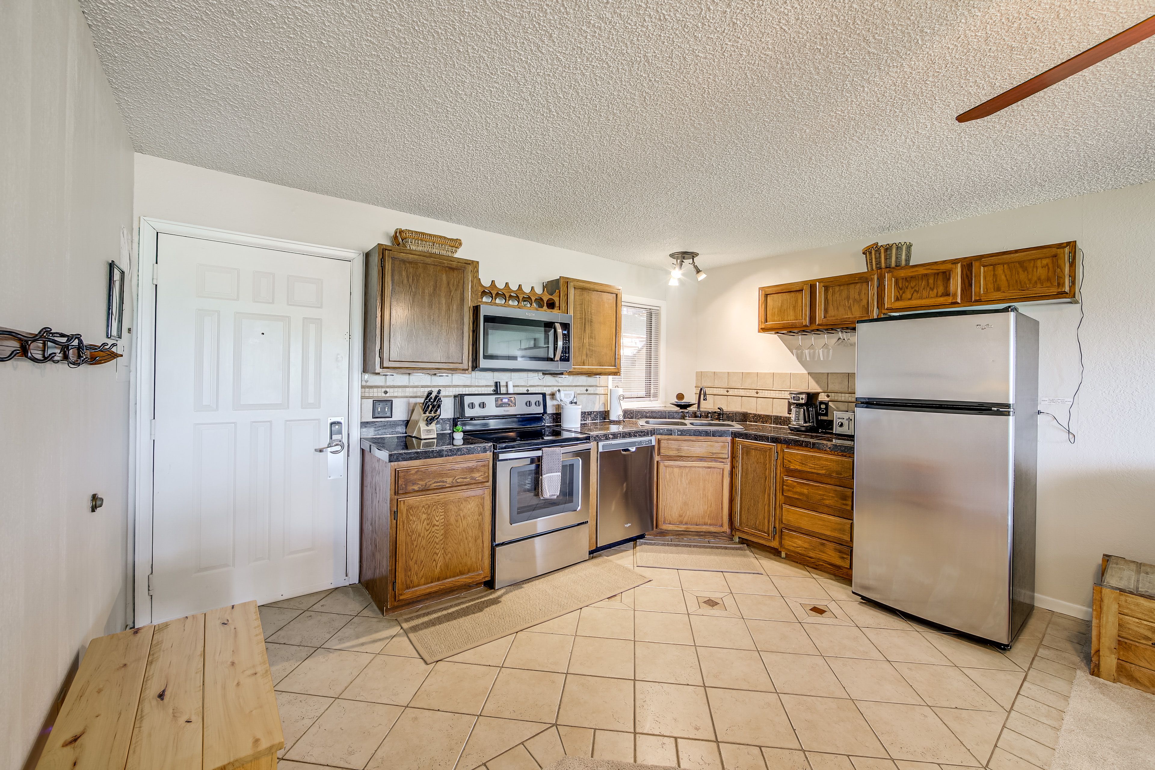 Kitchen | Fully Equipped