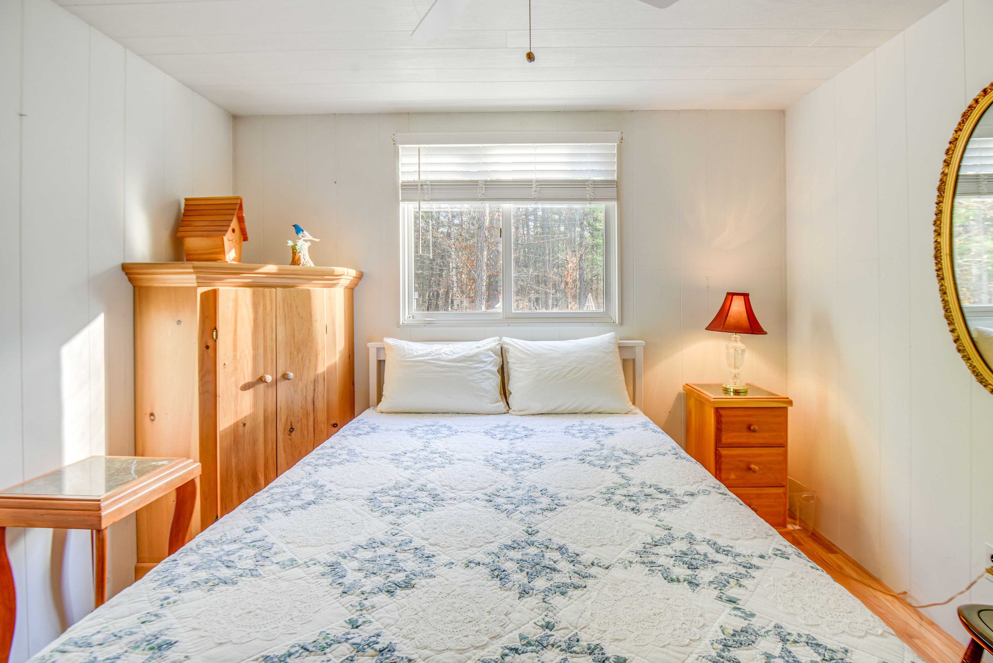 Bedroom 1 | Full Bed | 1st Floor