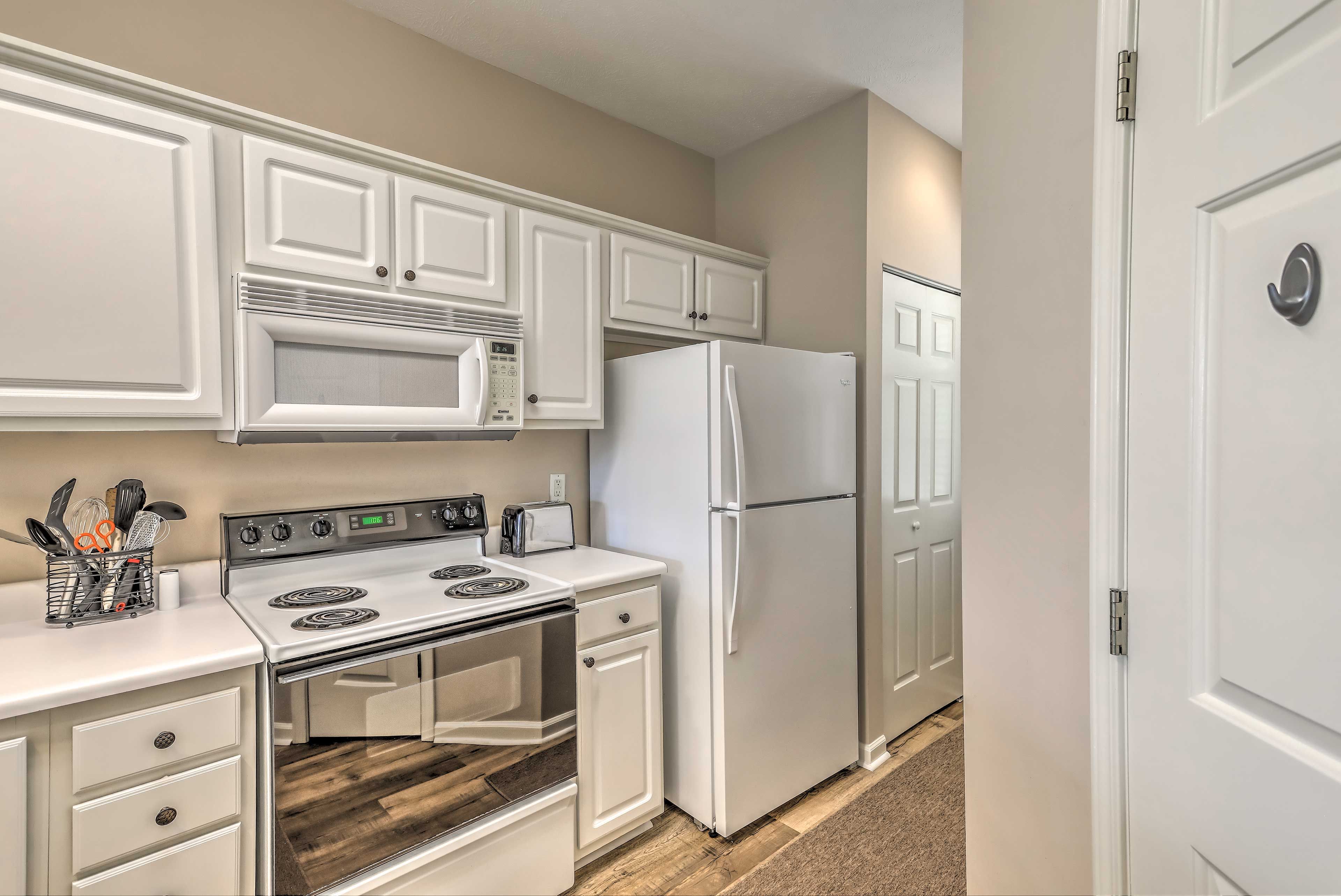 Make all your meals in this fully equipped kitchen!