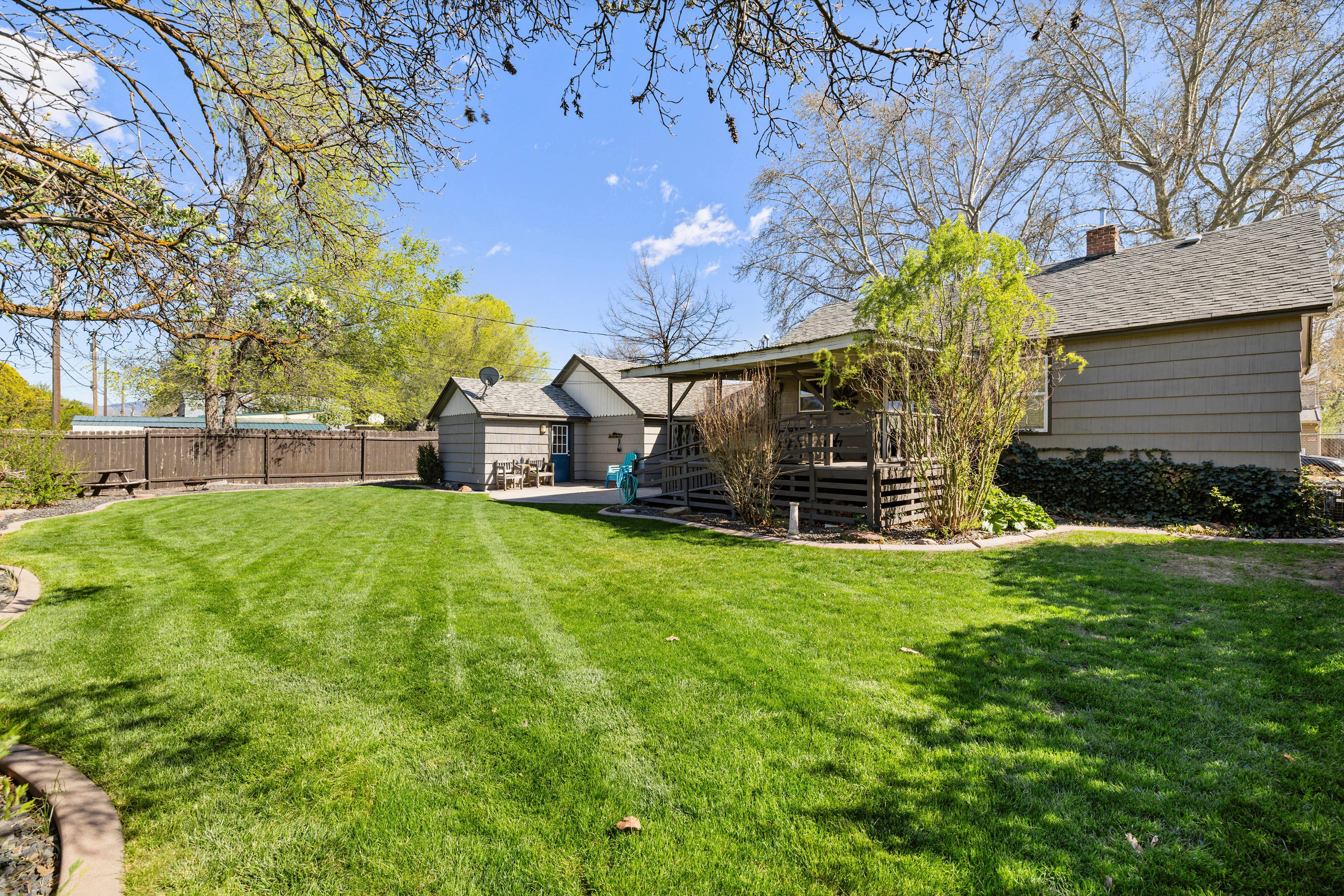 Yard | Fire Pit Not Available