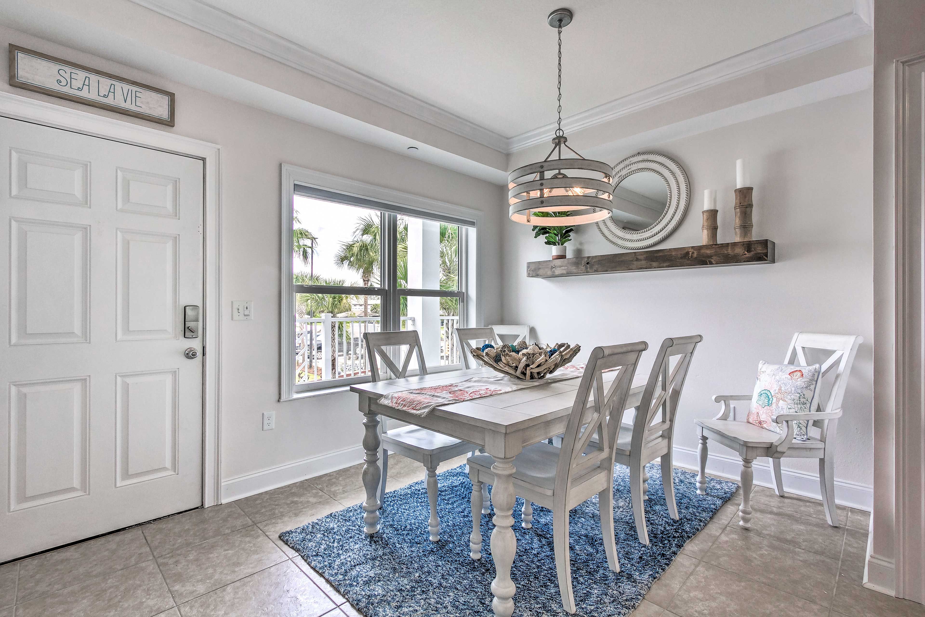 Dining Space | Dishware/Flatware