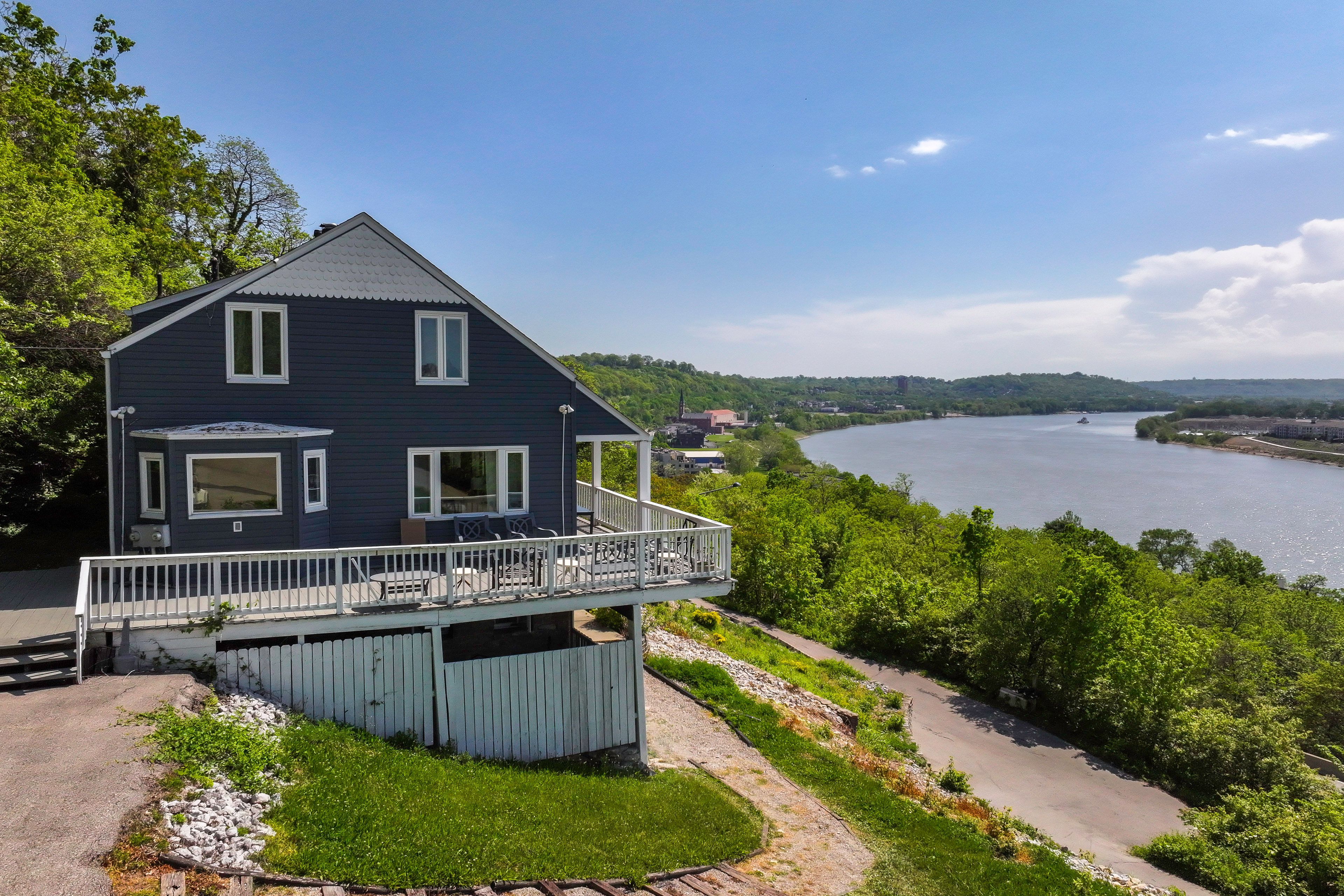 Cincinnati Vacation Rental | 1BR | 1BA | 800 Sq Ft