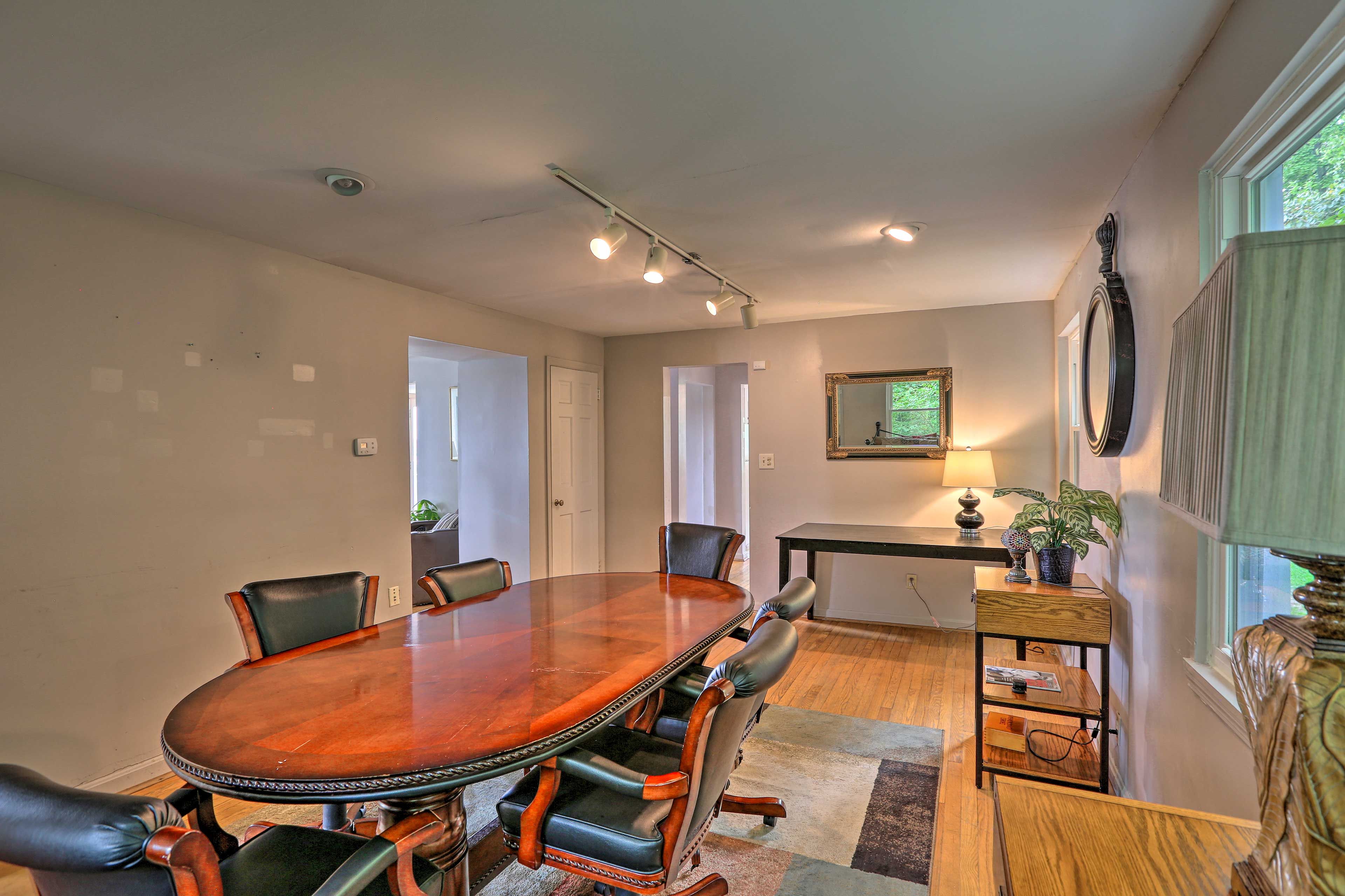 Game Room | Casino Quality Poker Table | Board Games