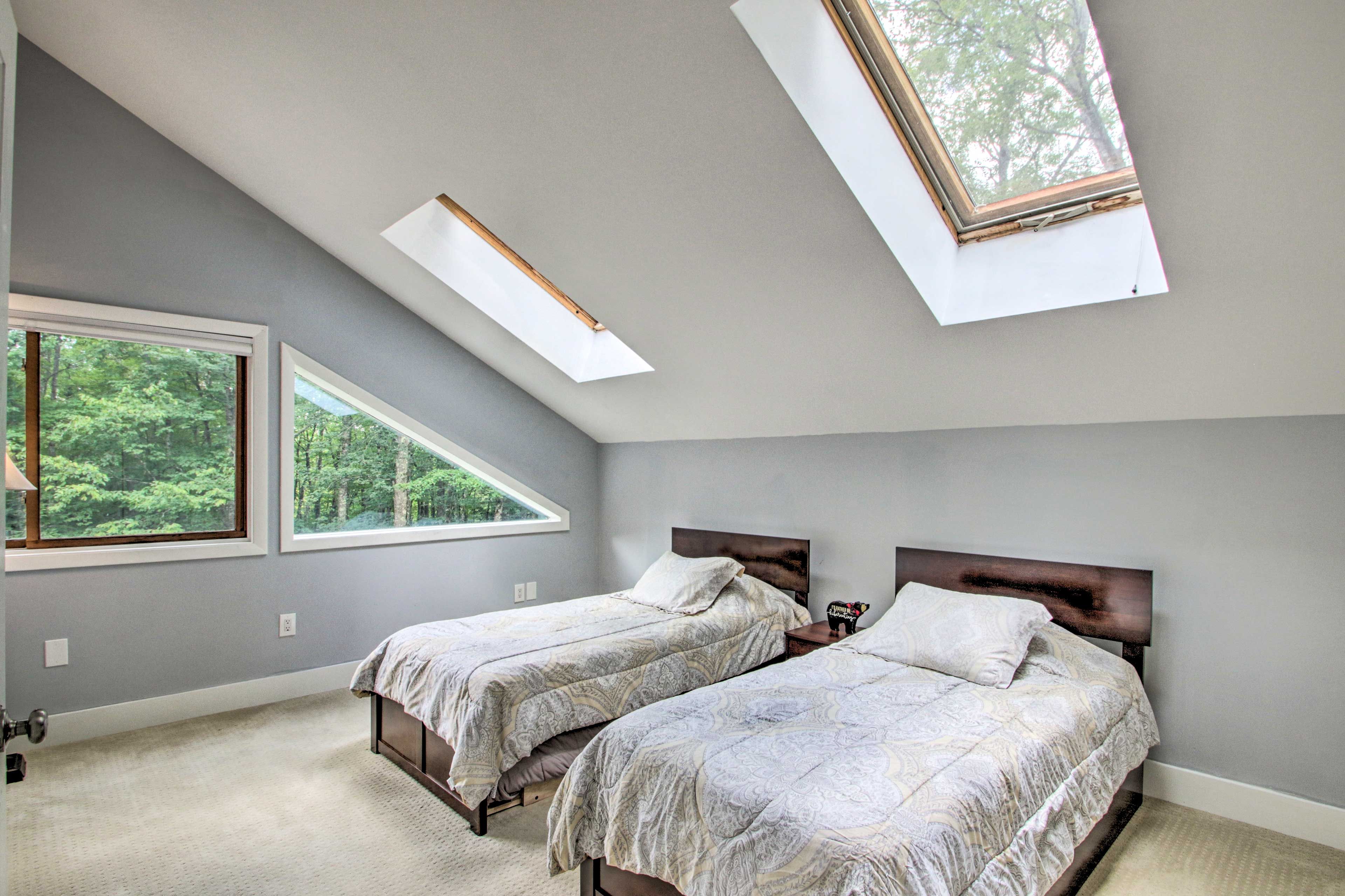 Bedroom 4 | 2 Twin Beds w/ Twin Trundles
