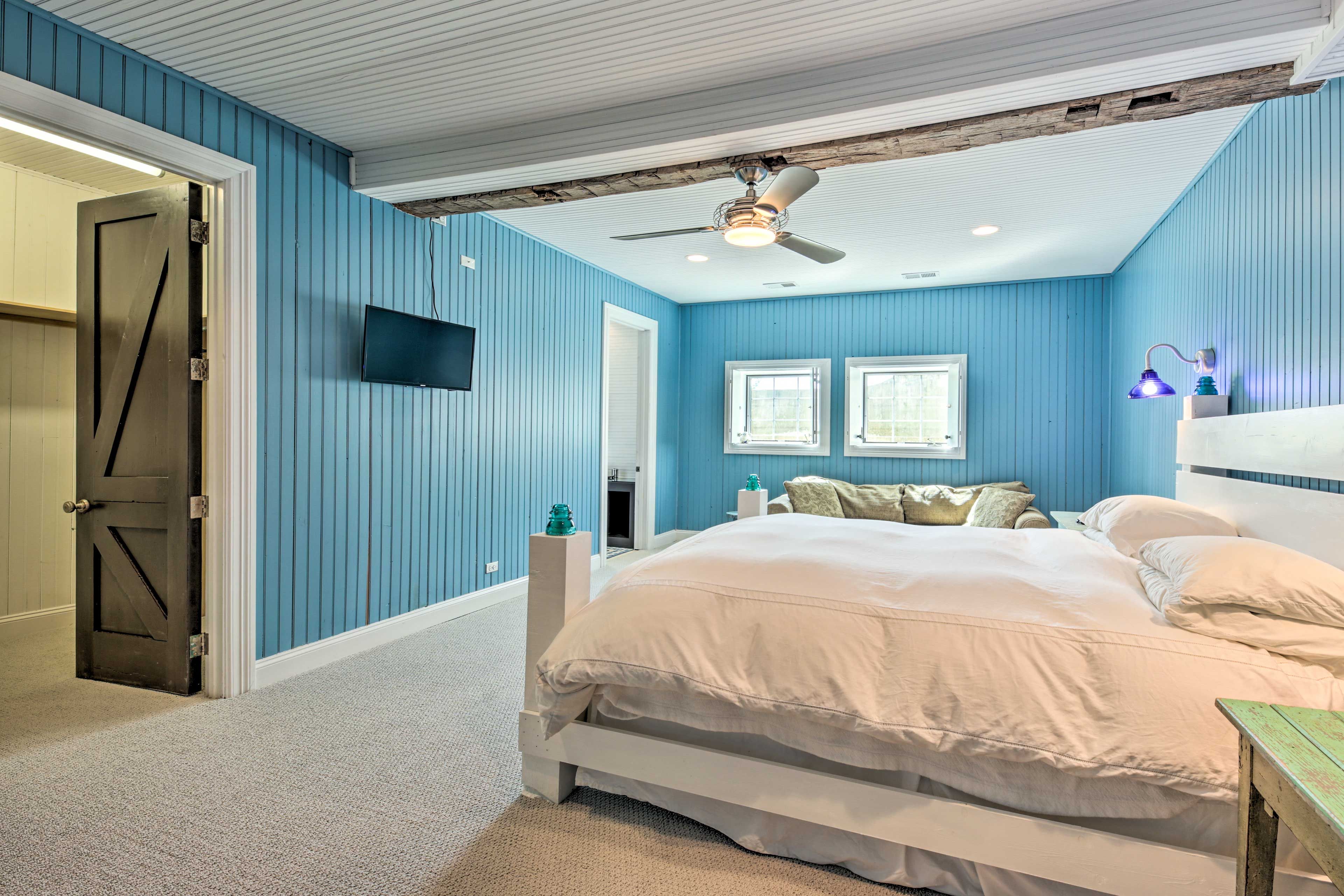 Bedroom 4 | King Bed