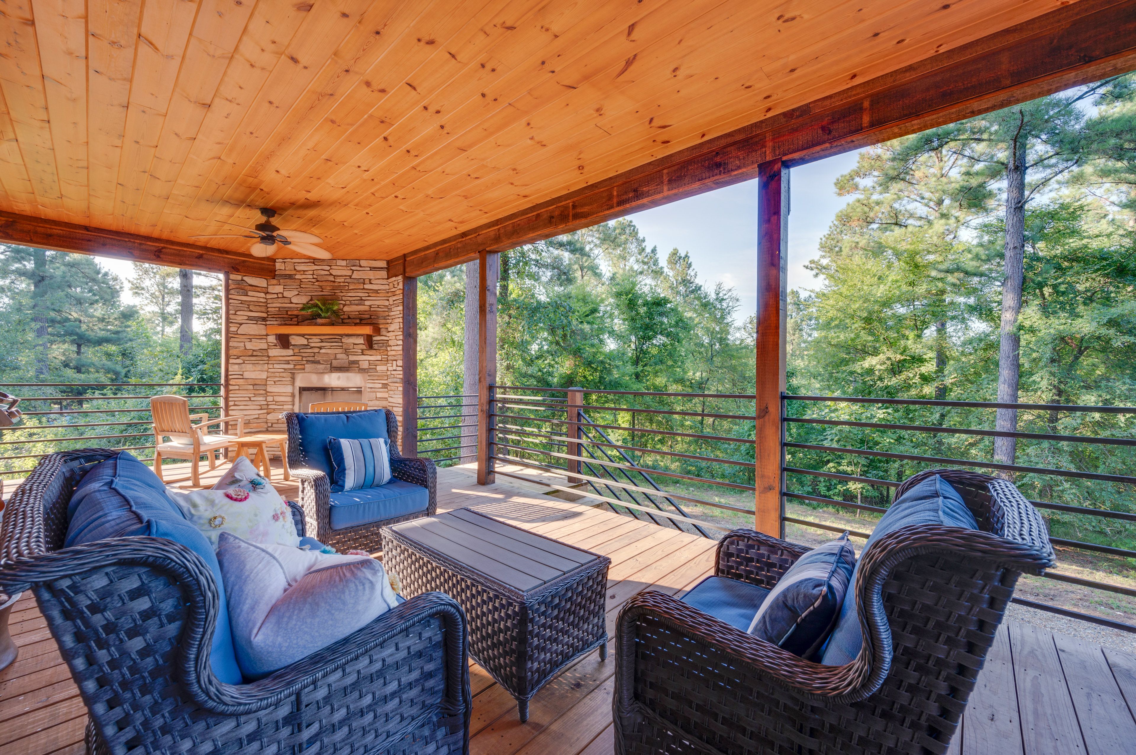 Broken Bow Vacation Rental | 1BR | 1BA | 1,300 Sq Ft