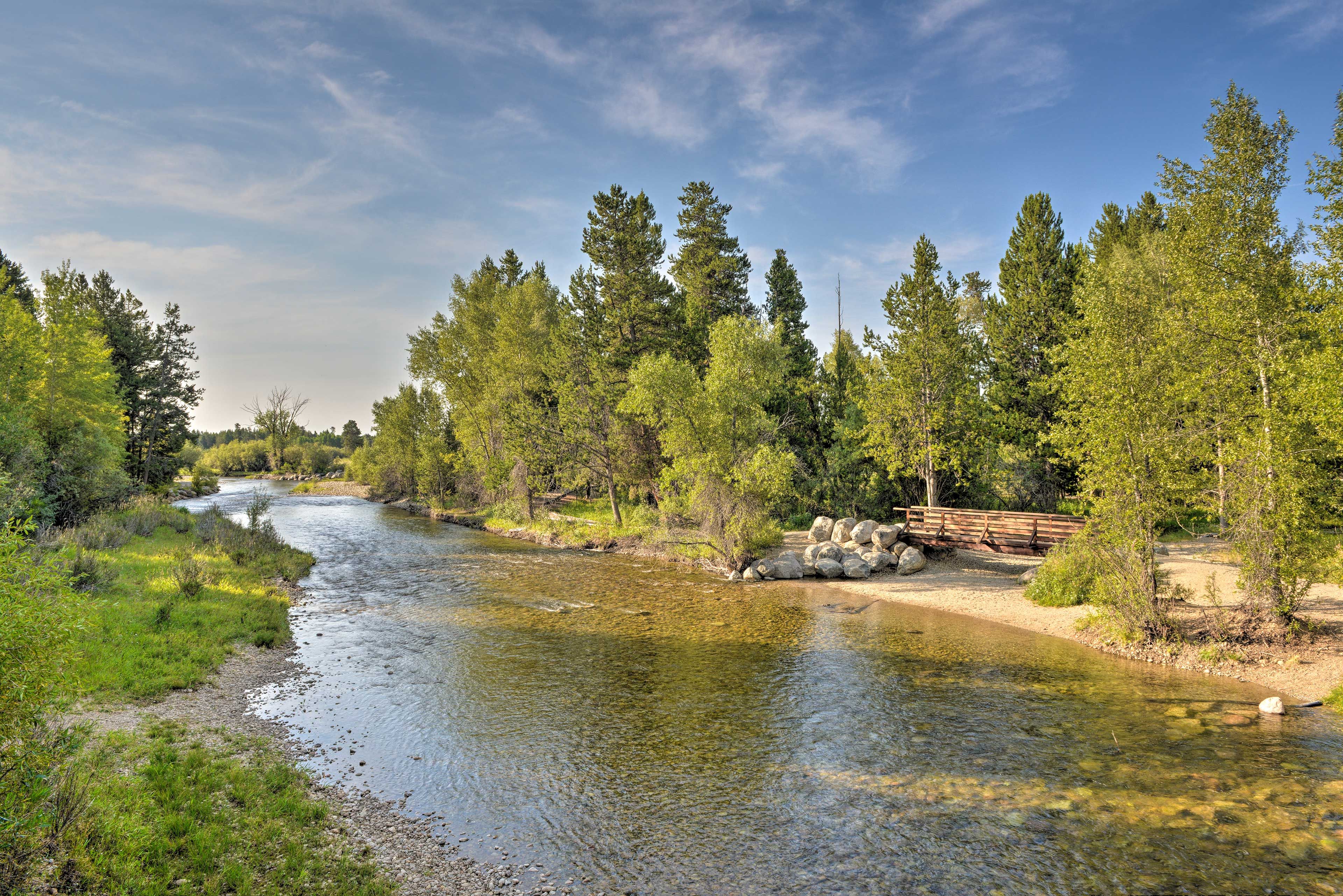 Nearby | River