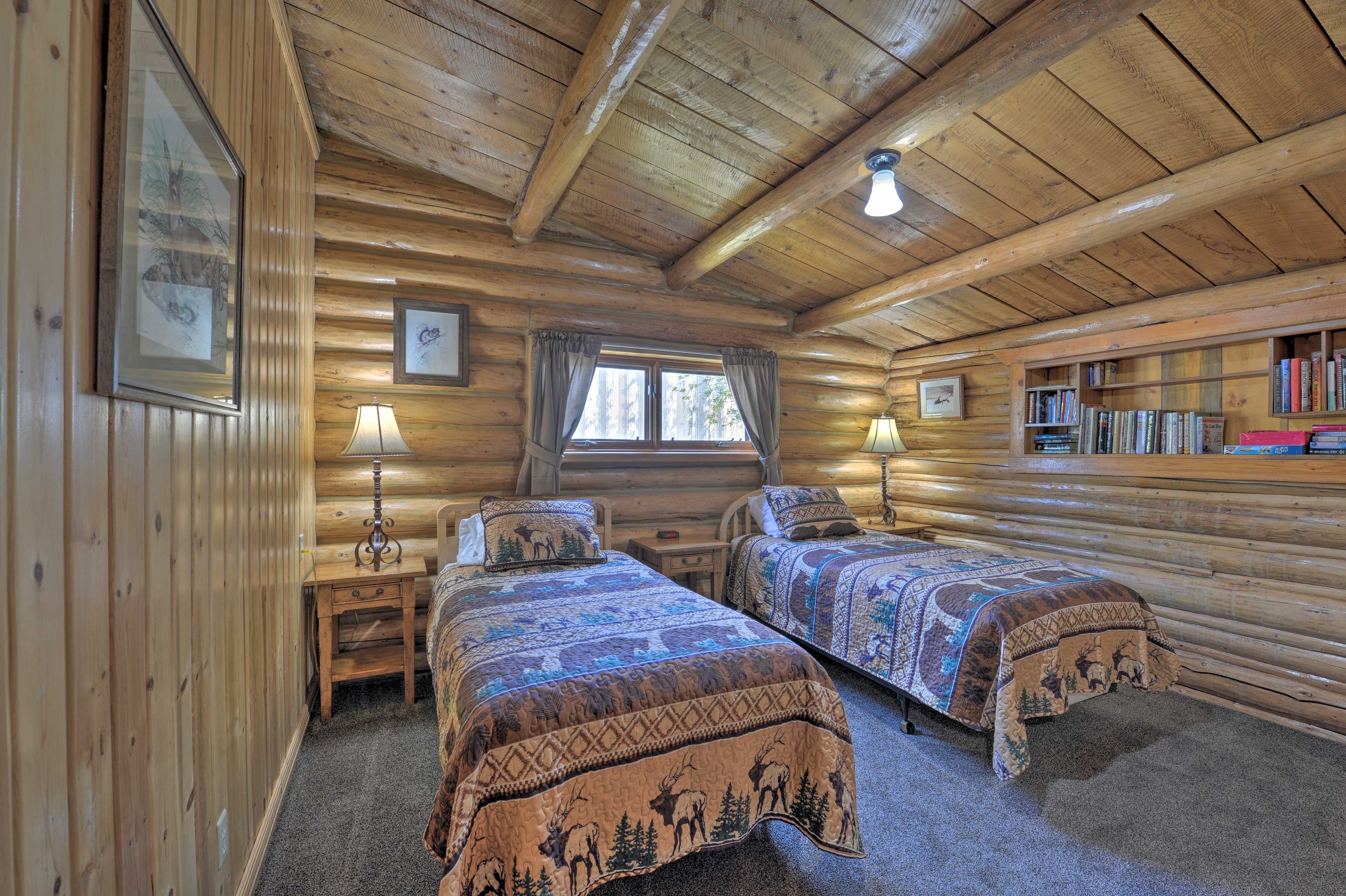 Bedroom 3 | 2 Twin Beds