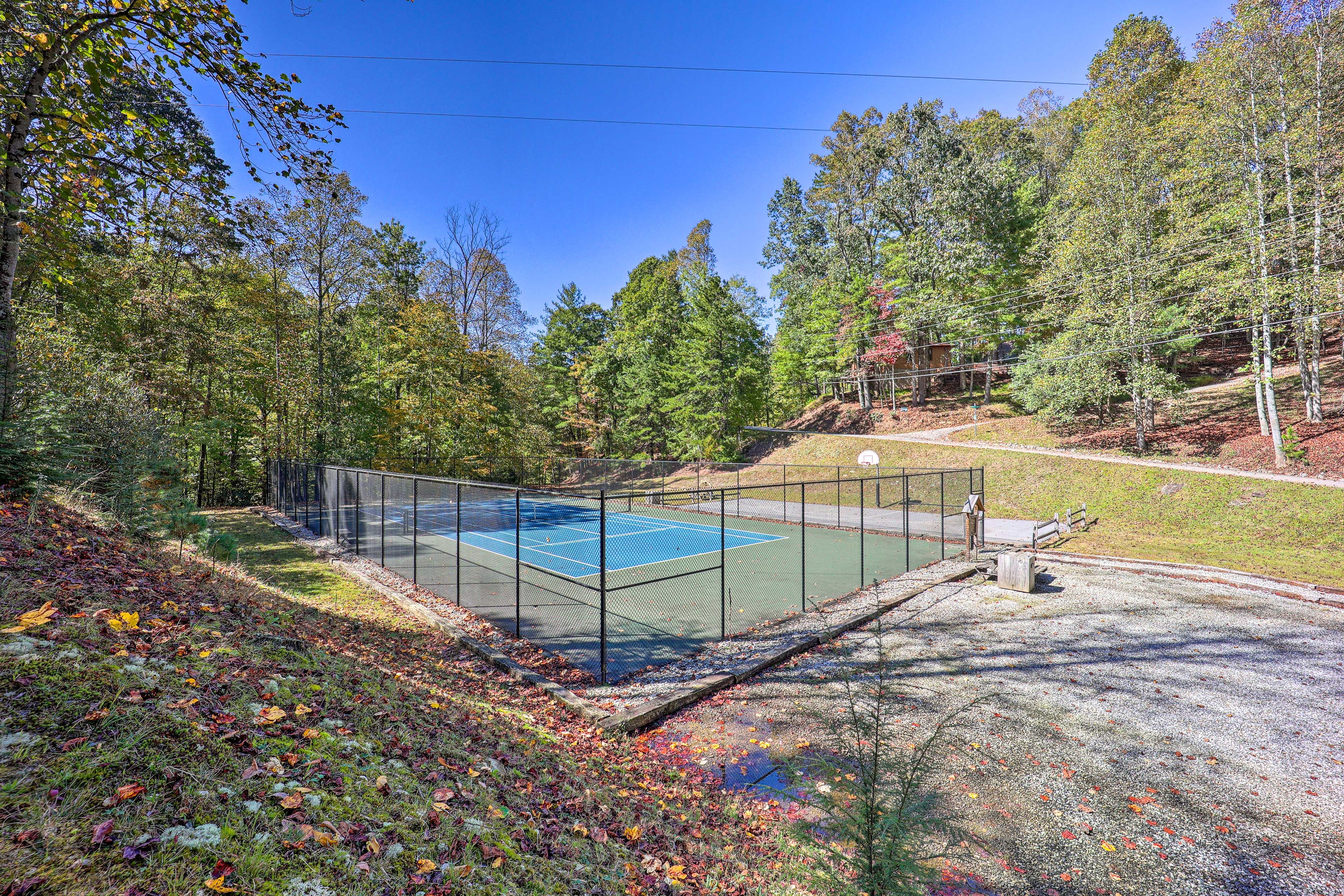 Community Amenities | Tennis Courts