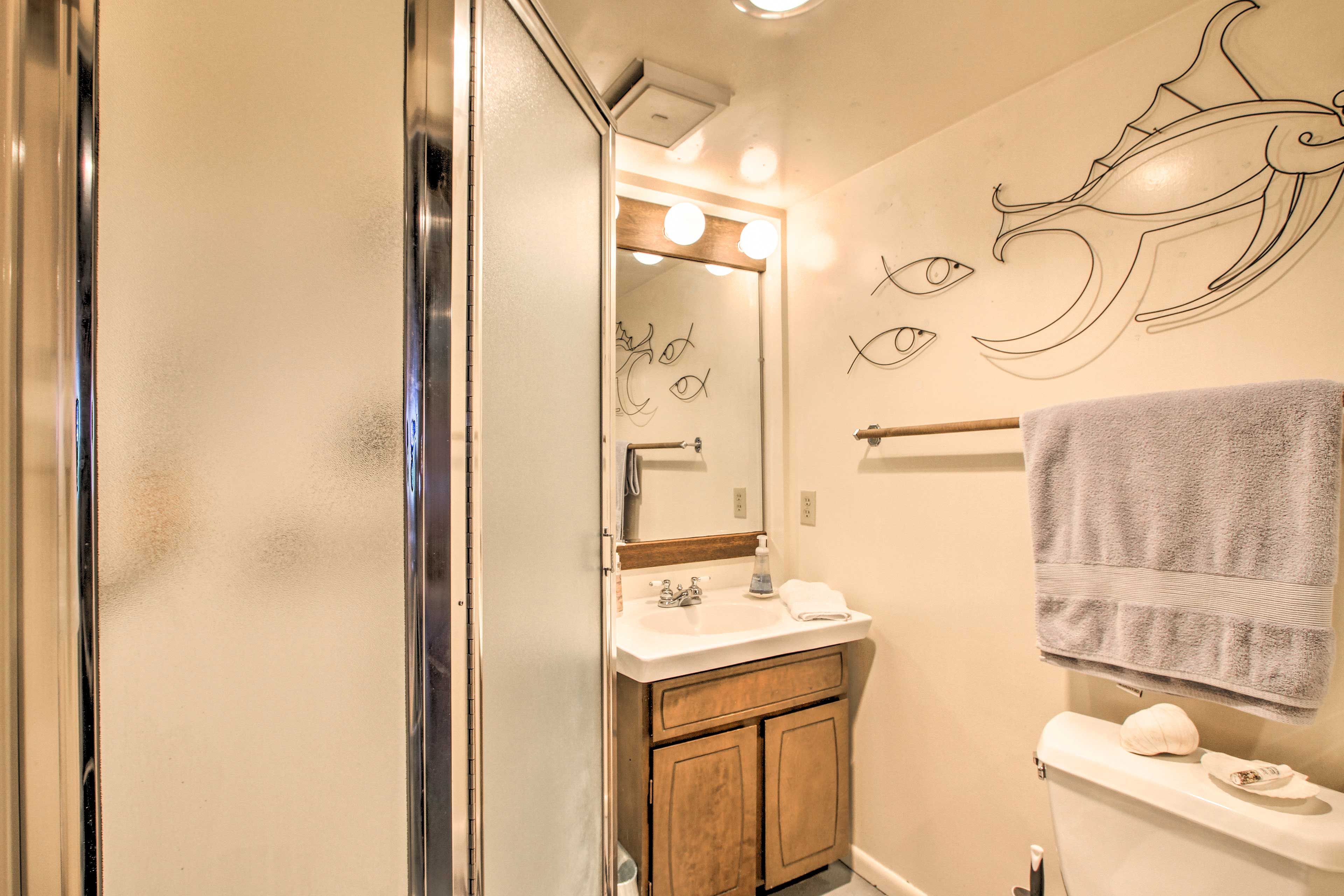 Full Bathroom | Lower Level